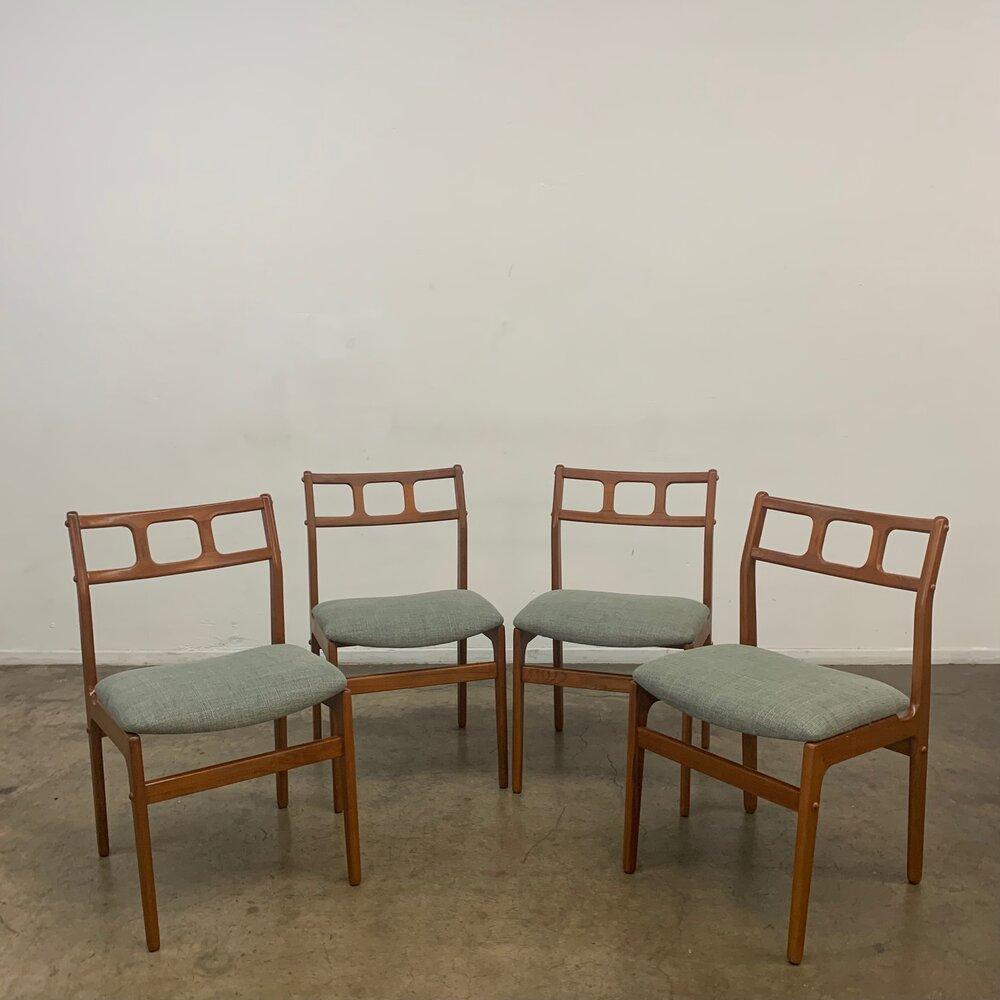 W19 D18 H31 SW18 SD16 SH8

Fully restored solid teak dining chairs with refinished frames and new upholstery. All four chairs are structurally sound and sturdy. Price is for the set of four.