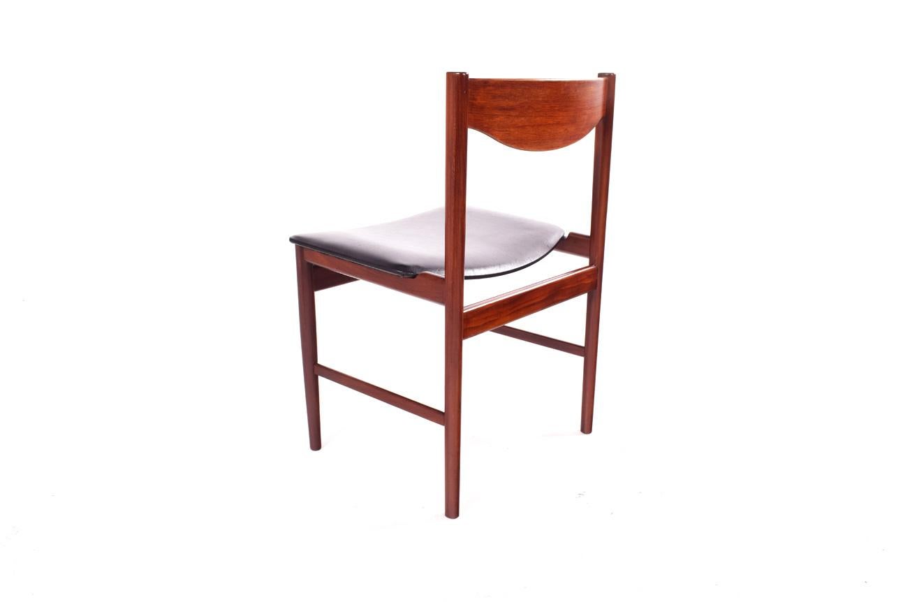 Teak Dining Chairs by Ib Kofod-Larsen for G-Plan In Good Condition In Lisboa, Lisboa