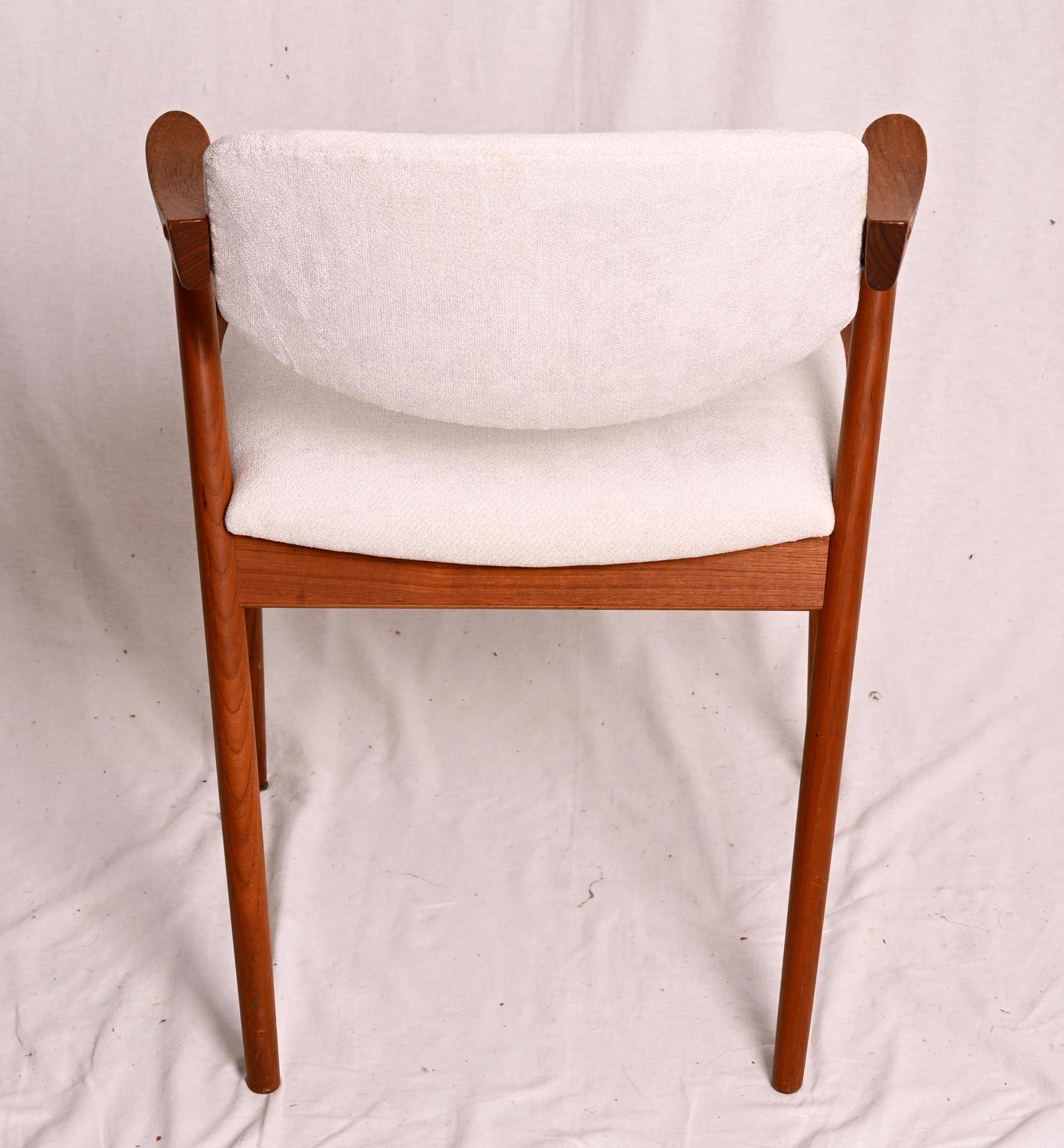 Sillas de comedor de teca de Kai Kristiansen Modelo 42 en Bueno estado para la venta en Vienna, AT