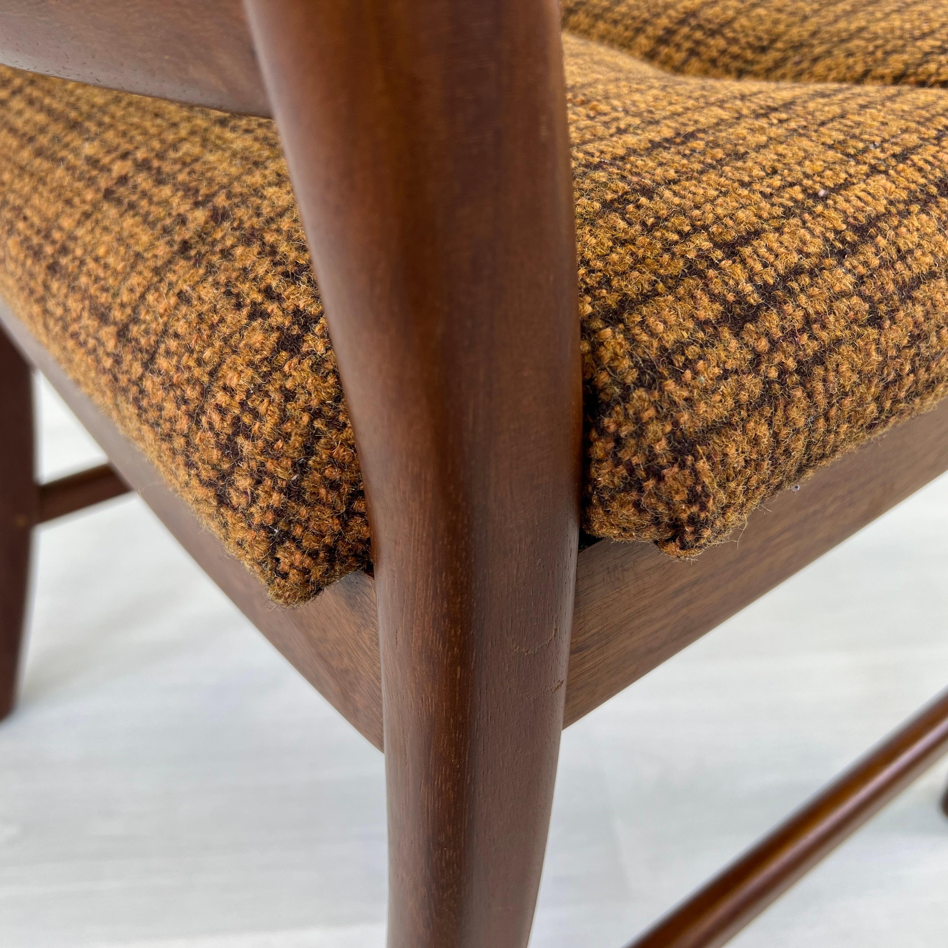 Sedie da pranzo in teak di White & Newton - Set di 4 pezzi in vendita 1