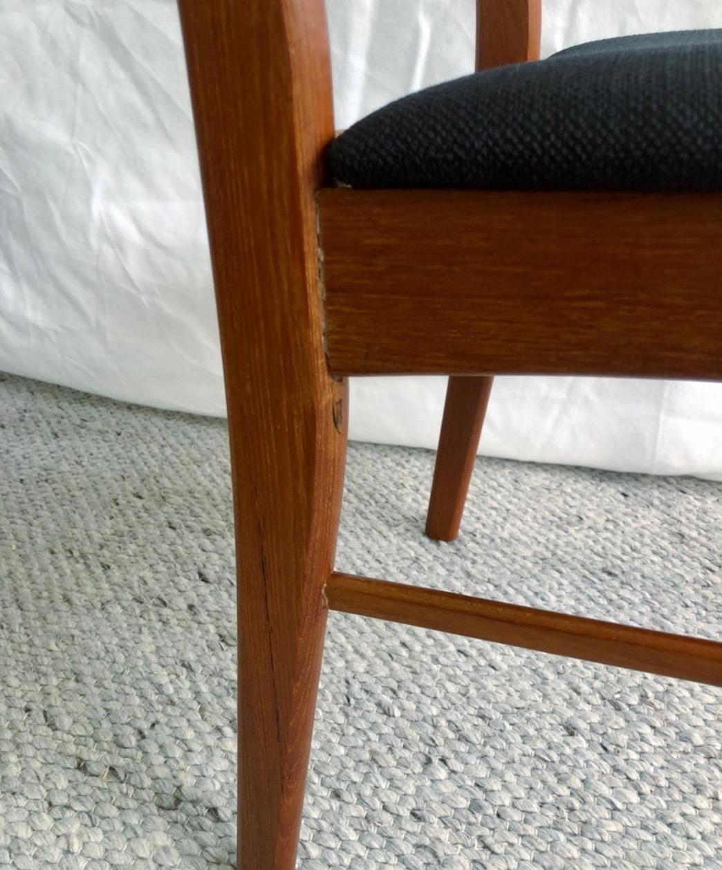 Sedie da pranzo in teak, set di 3, di Korup Stolefabrik, metà secolo, originali danesi in vendita 3