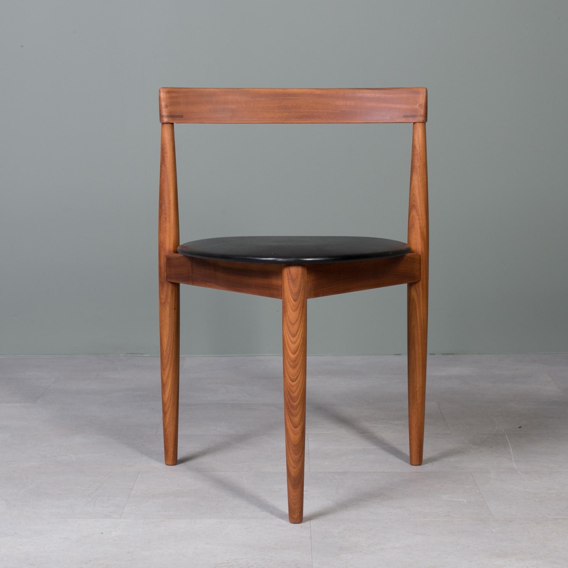 Teak Dining Set by Hans Olsen, 4 Chairs, Round Table, Danish Modern, 1950s For Sale 7