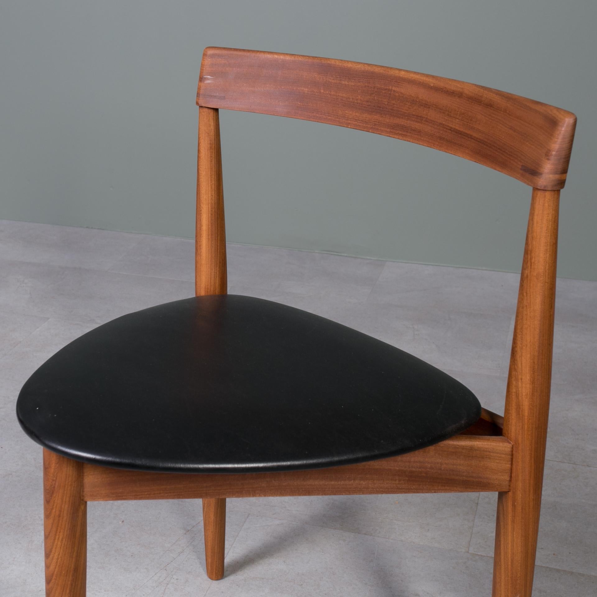 Teak Dining Set by Hans Olsen, 4 Chairs, Round Table, Danish Modern, 1950s For Sale 11