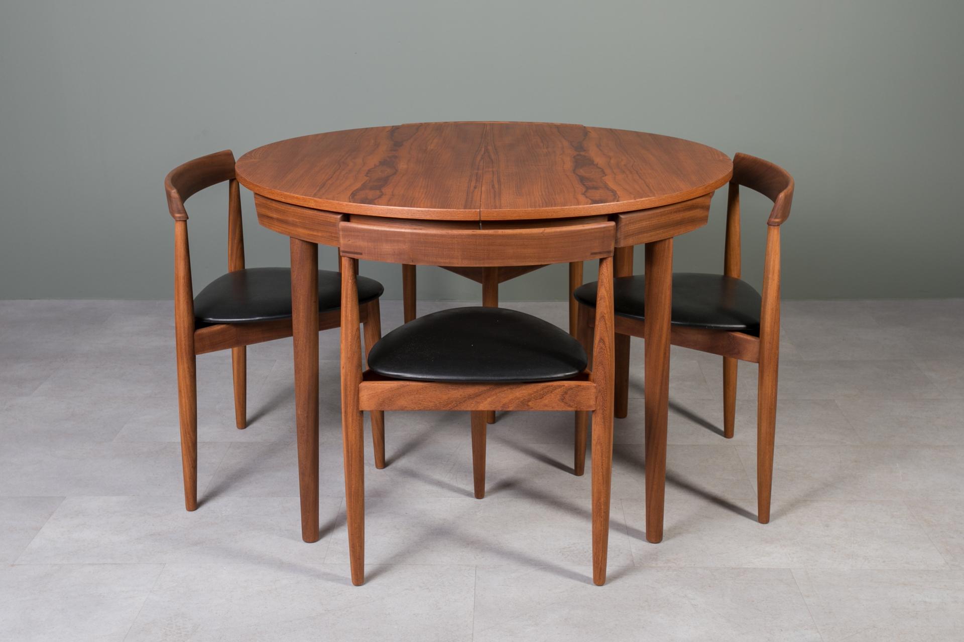 Oiled Teak Dining Set by Hans Olsen, 4 Chairs, Round Table, Danish Modern, 1950s For Sale