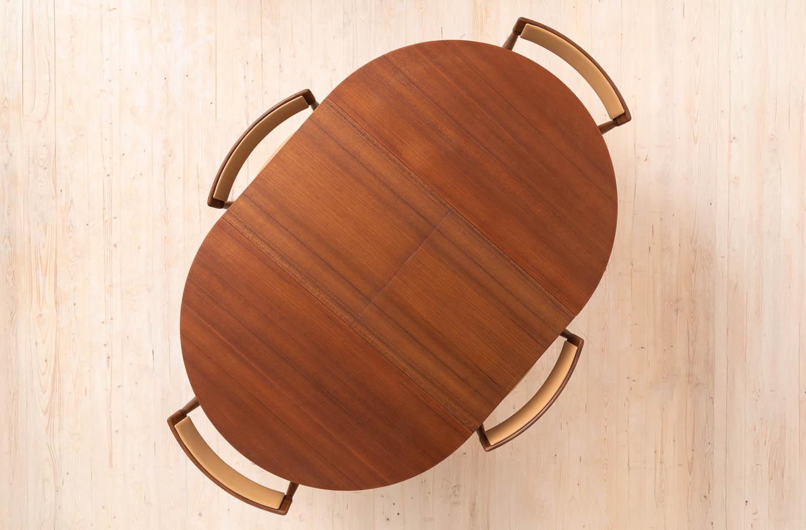 Teak Dining Set by Hans Olsen, 4 Chairs, Round Table, Danish Modern, 1950s In Good Condition For Sale In Wrocław, Poland
