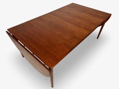 Teak dining table by Arne Vodder / Sibast Møbler, Denmark.