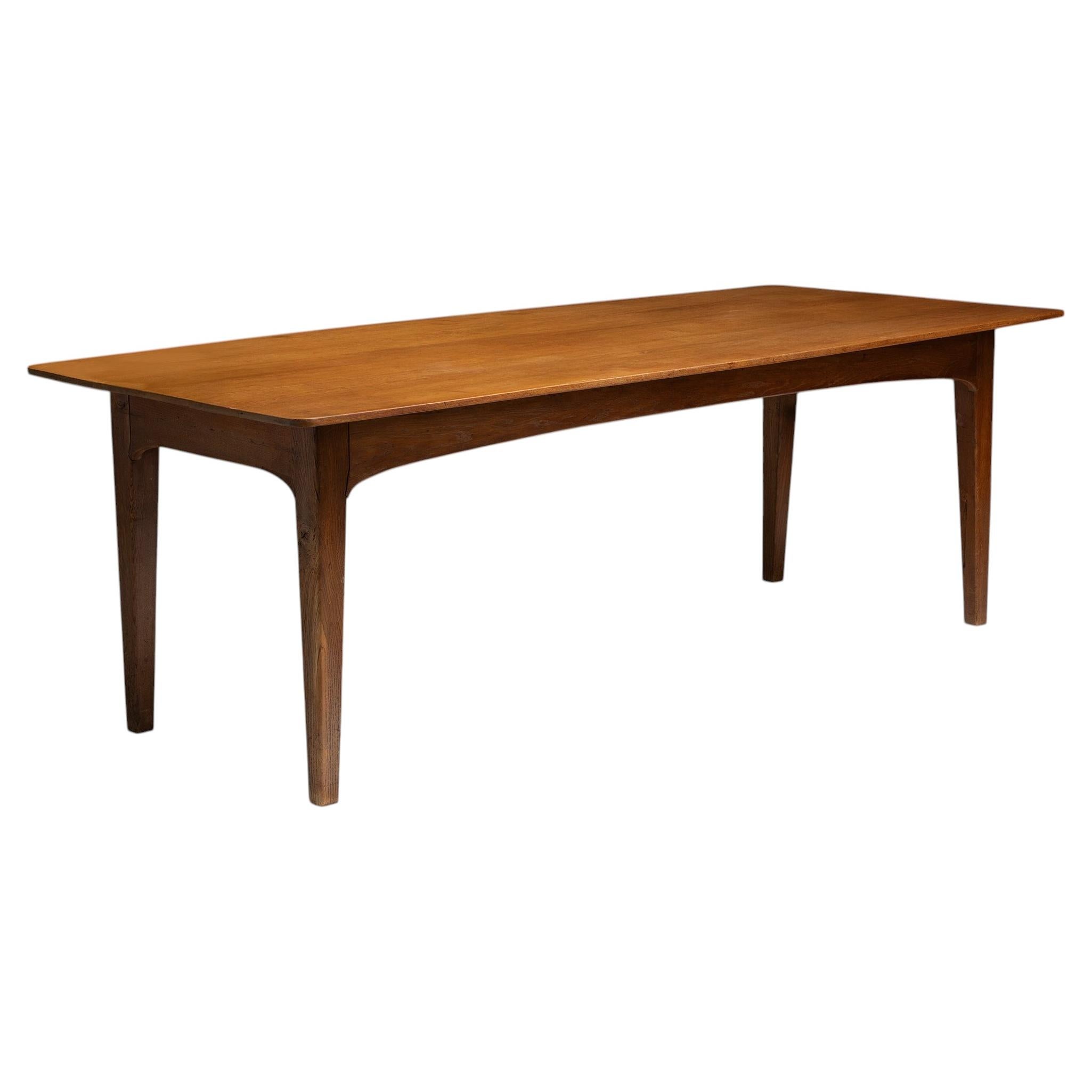 Teak Dining Table, England circa 1950 For Sale