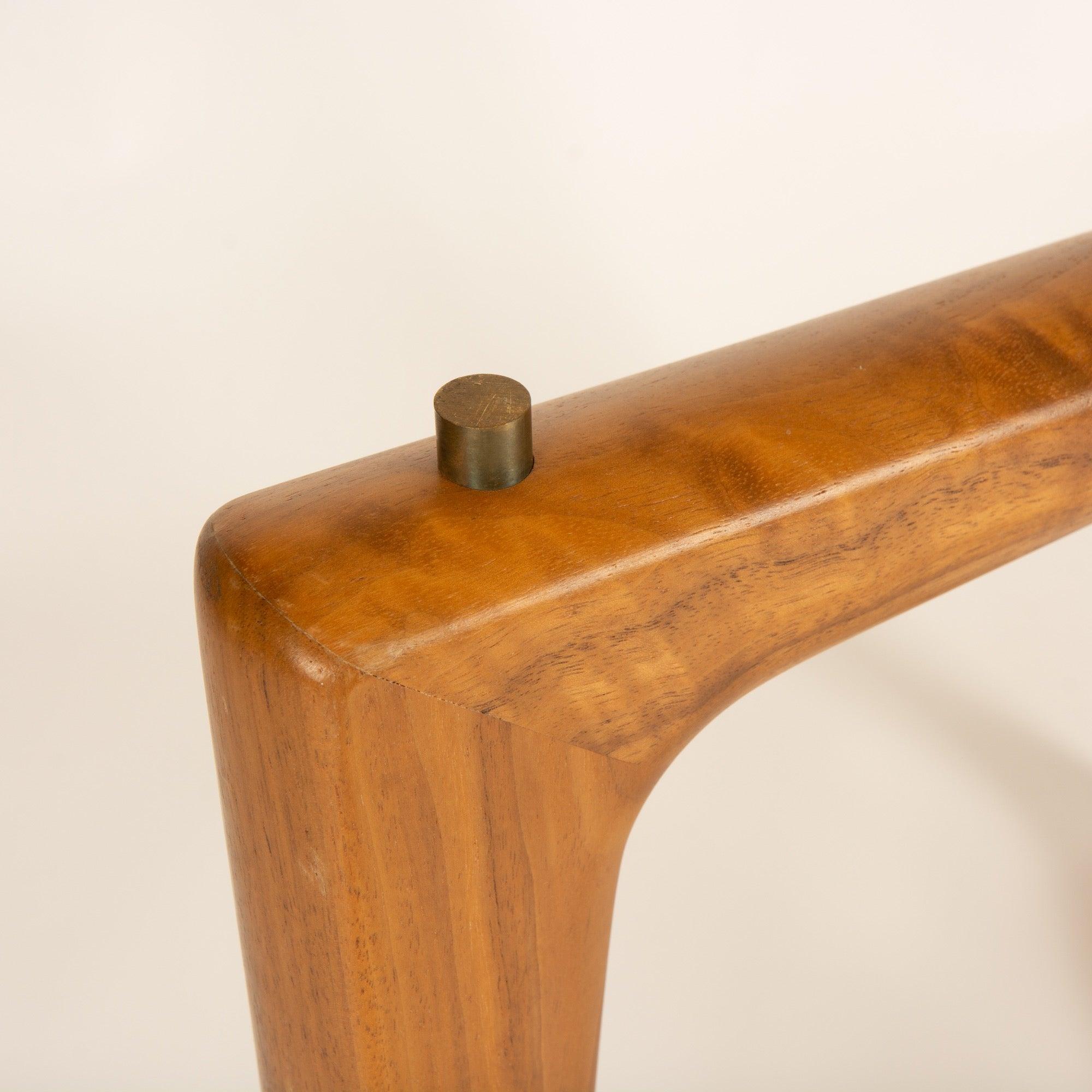 Américain Table de salle à manger Semigood Design en vente
