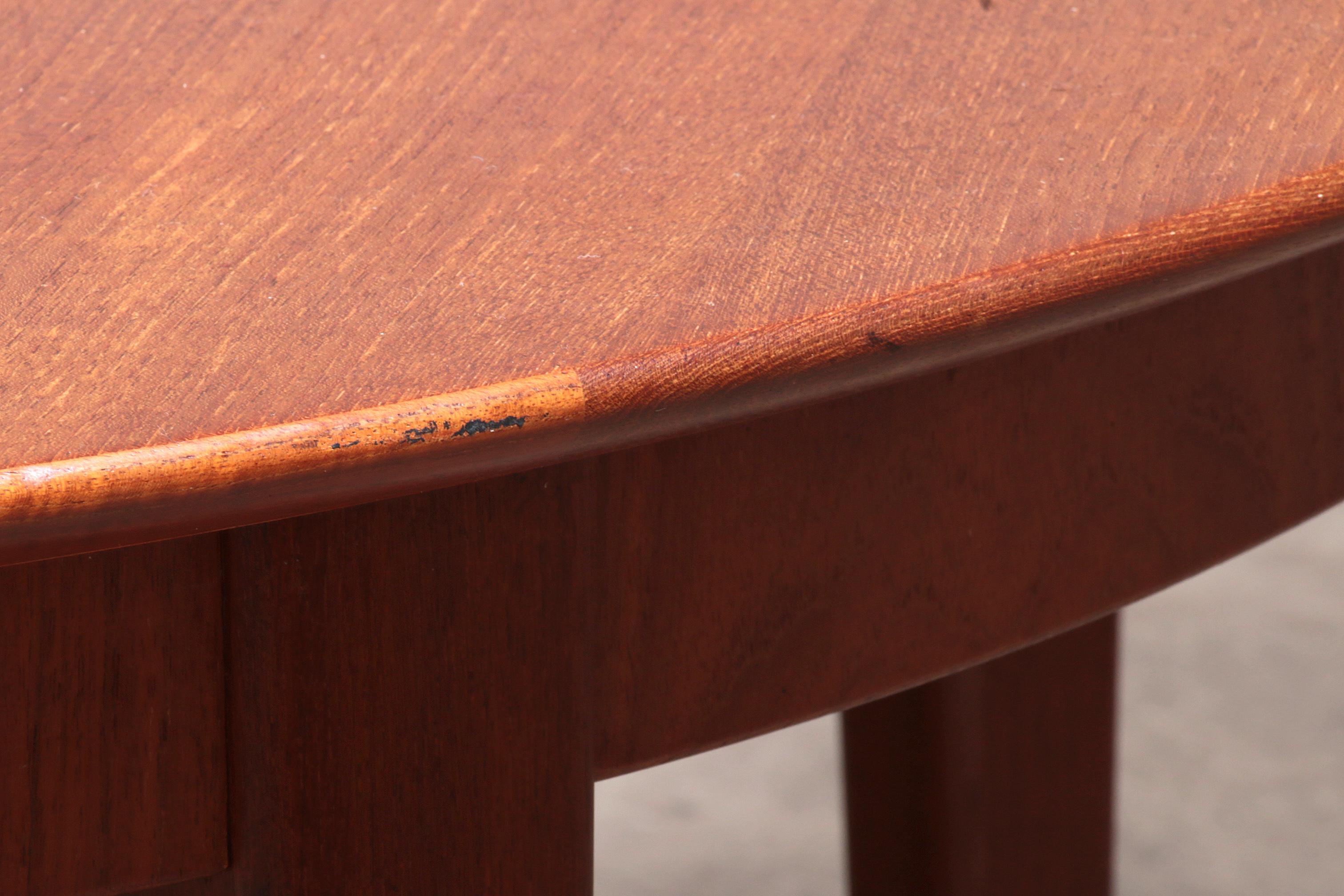 Teak Dining Table from the 1960s by Henning Kjærnulf Model 62 For Sale 8
