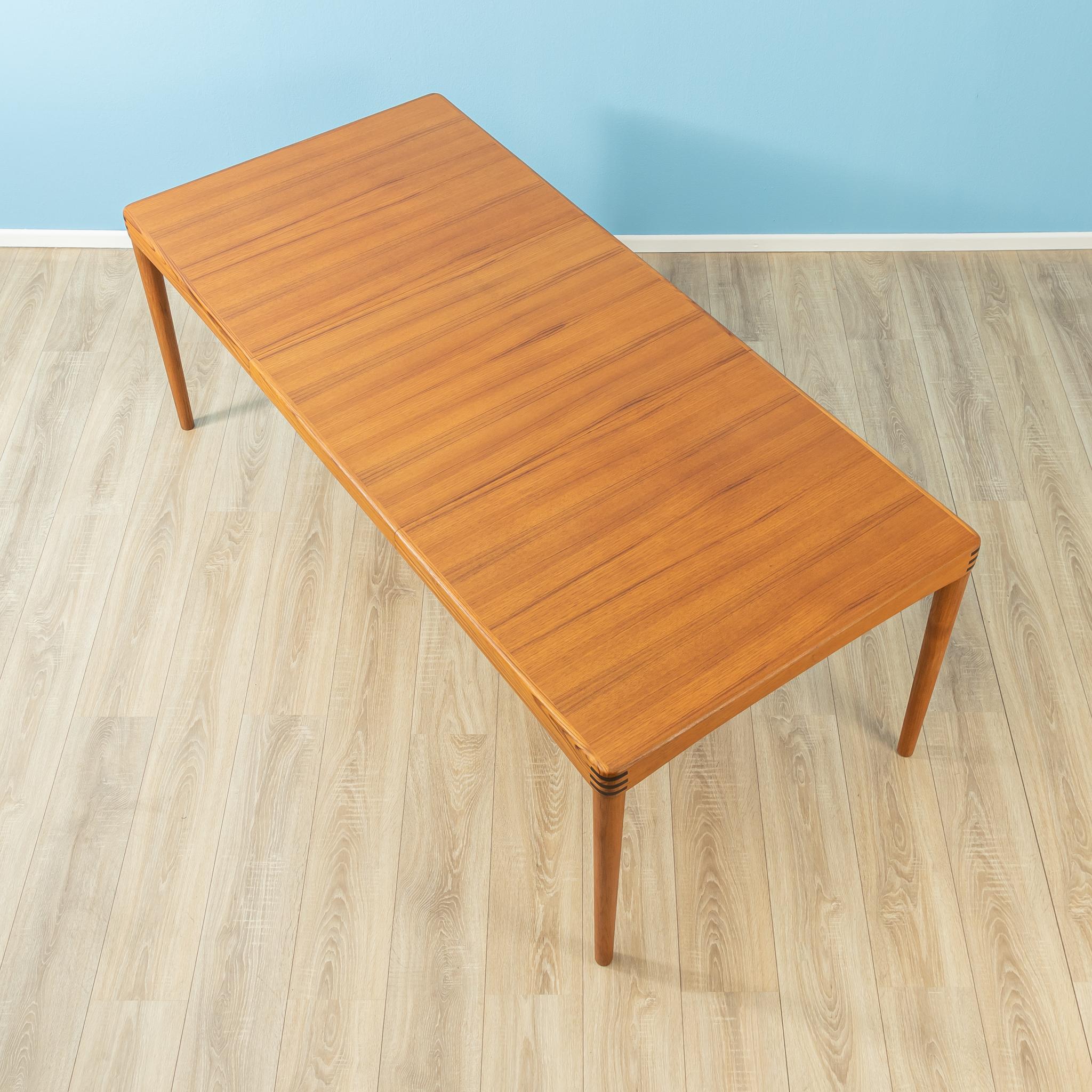 Mid-Century Modern Teak Dining Table from the 1960s Designed by H.W. Klein, Manufactured by Bramin 