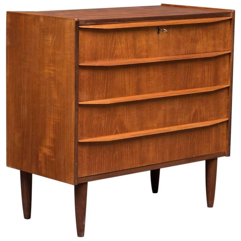 Teak Dresser For Sale at 1stDibs