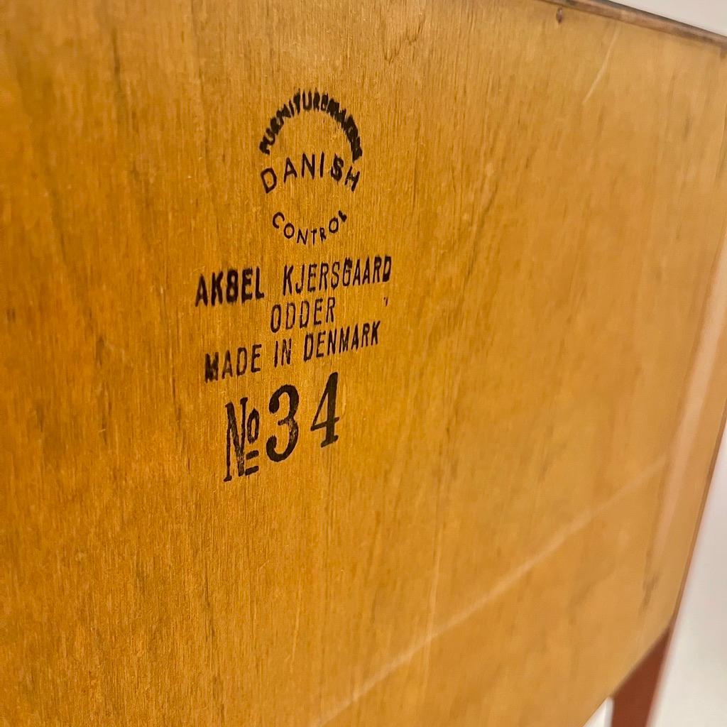 Comò in teak n°34 di Kai Kristiansen per Aksel Kjaersgaard, Danimarca, 1950 ca. in vendita 4