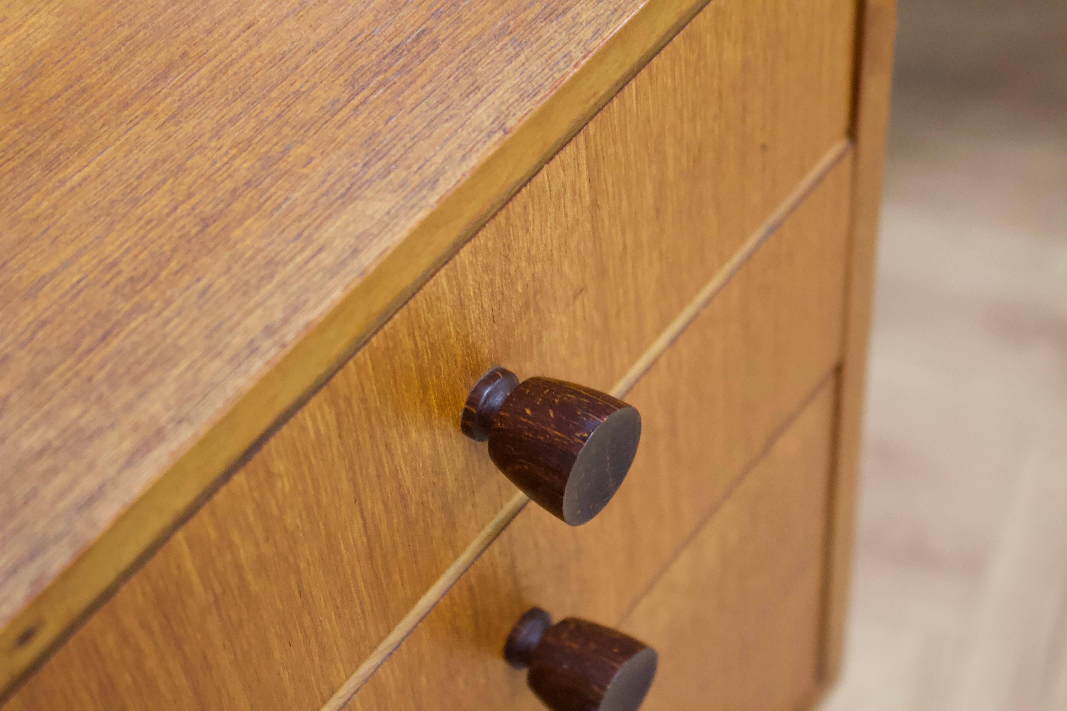 Teak Dressing Table, 1960s For Sale 2