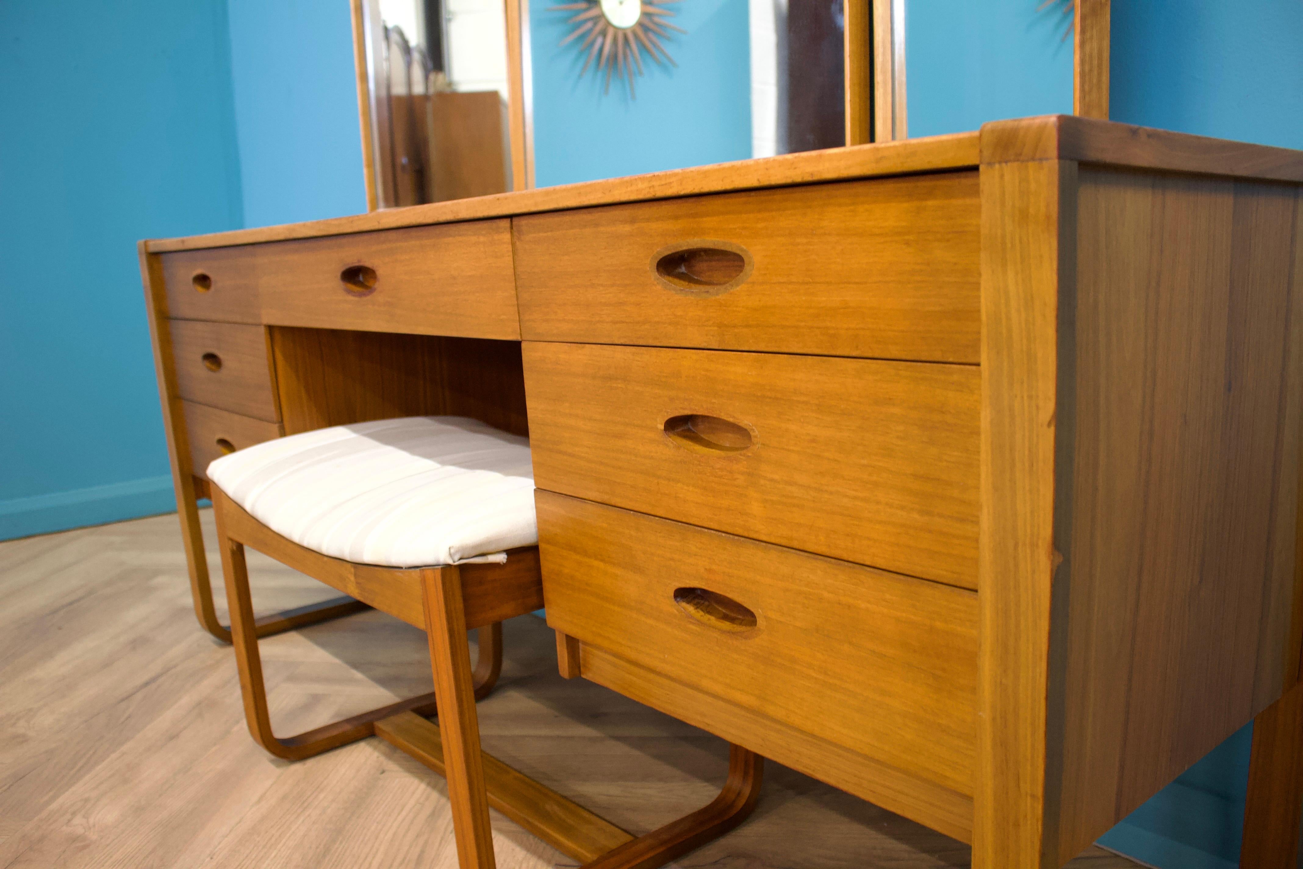Teak Dressing Table and Stool from Uniflex, 1960s, Set of 2 4