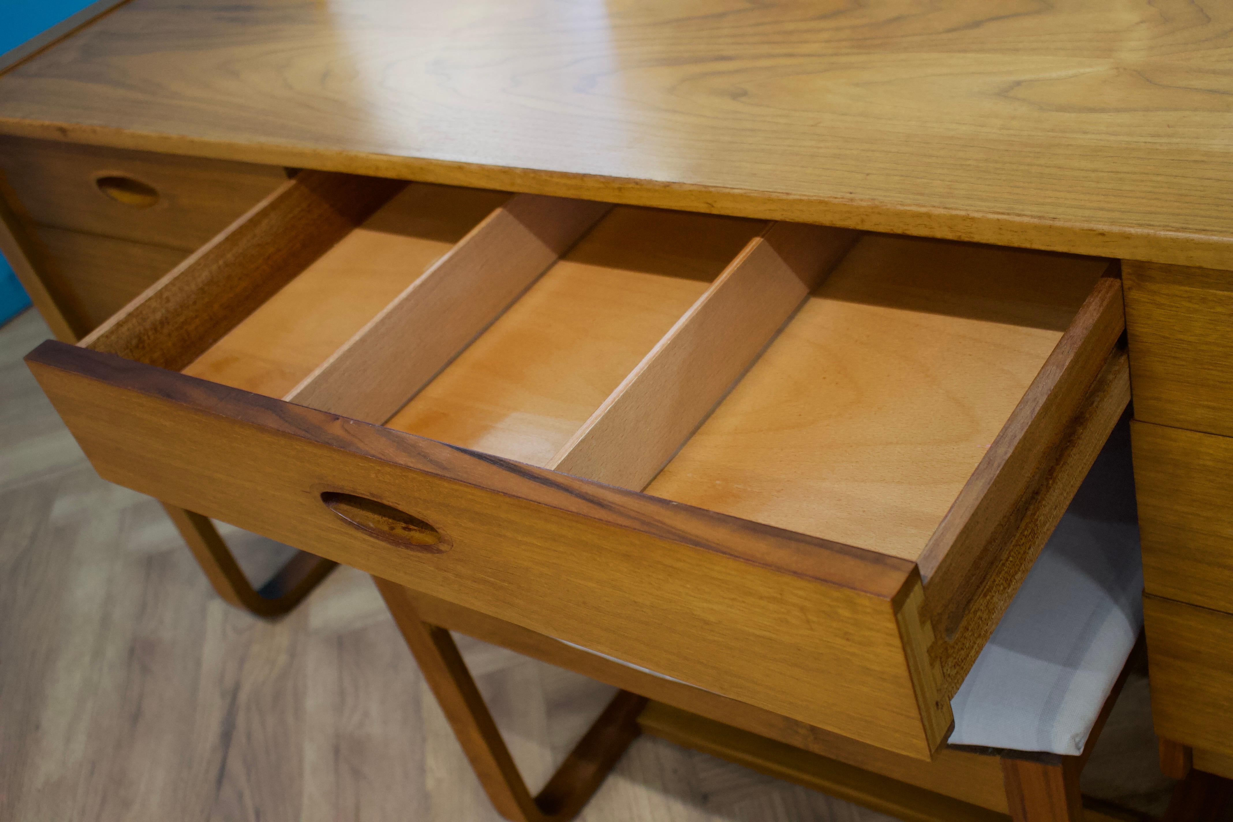Teak Dressing Table and Stool from Uniflex, 1960s, Set of 2 2