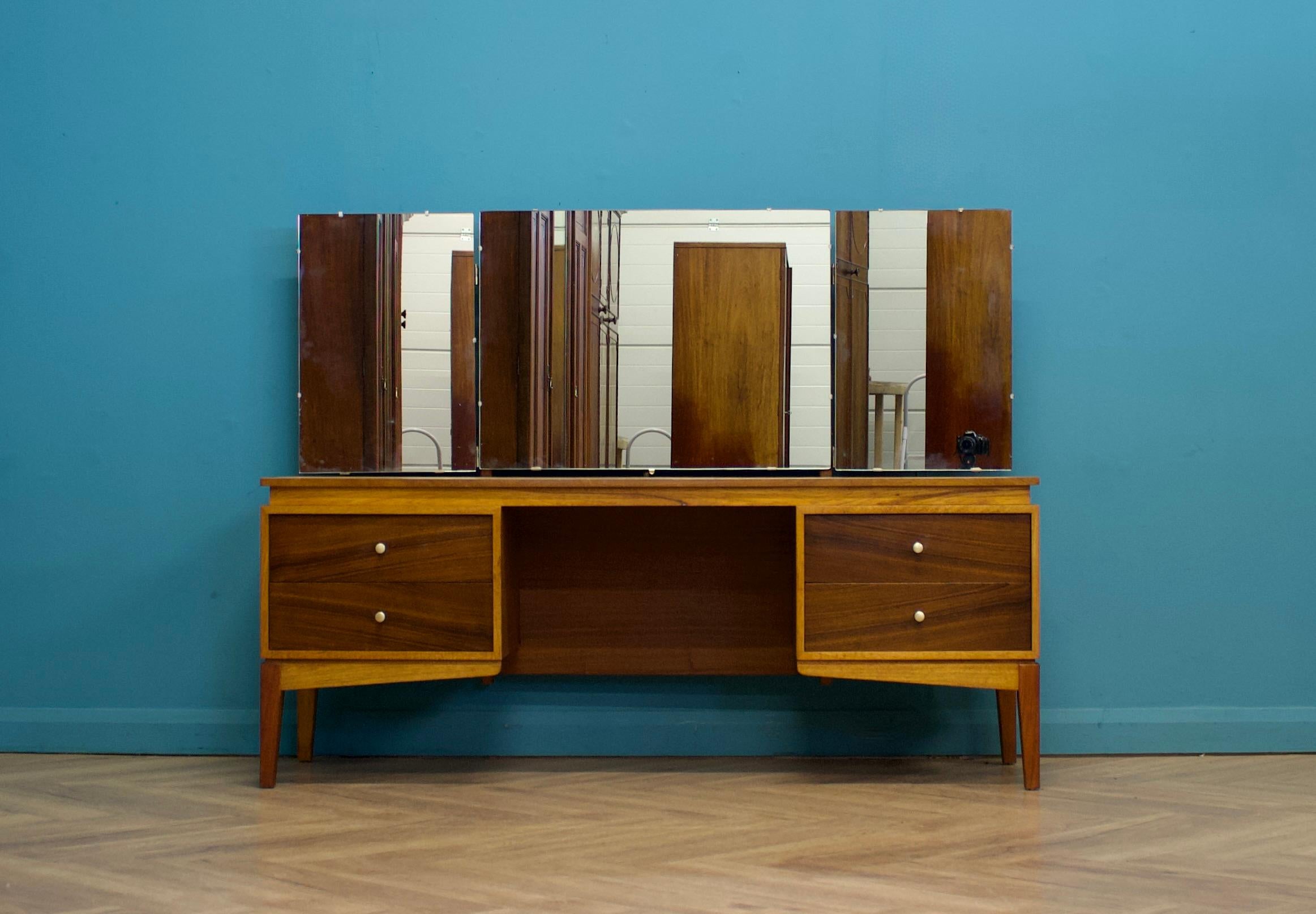 Mid-Century Modern Teak Dressing Table by Peter Hayward for Uniflex, 1960s For Sale