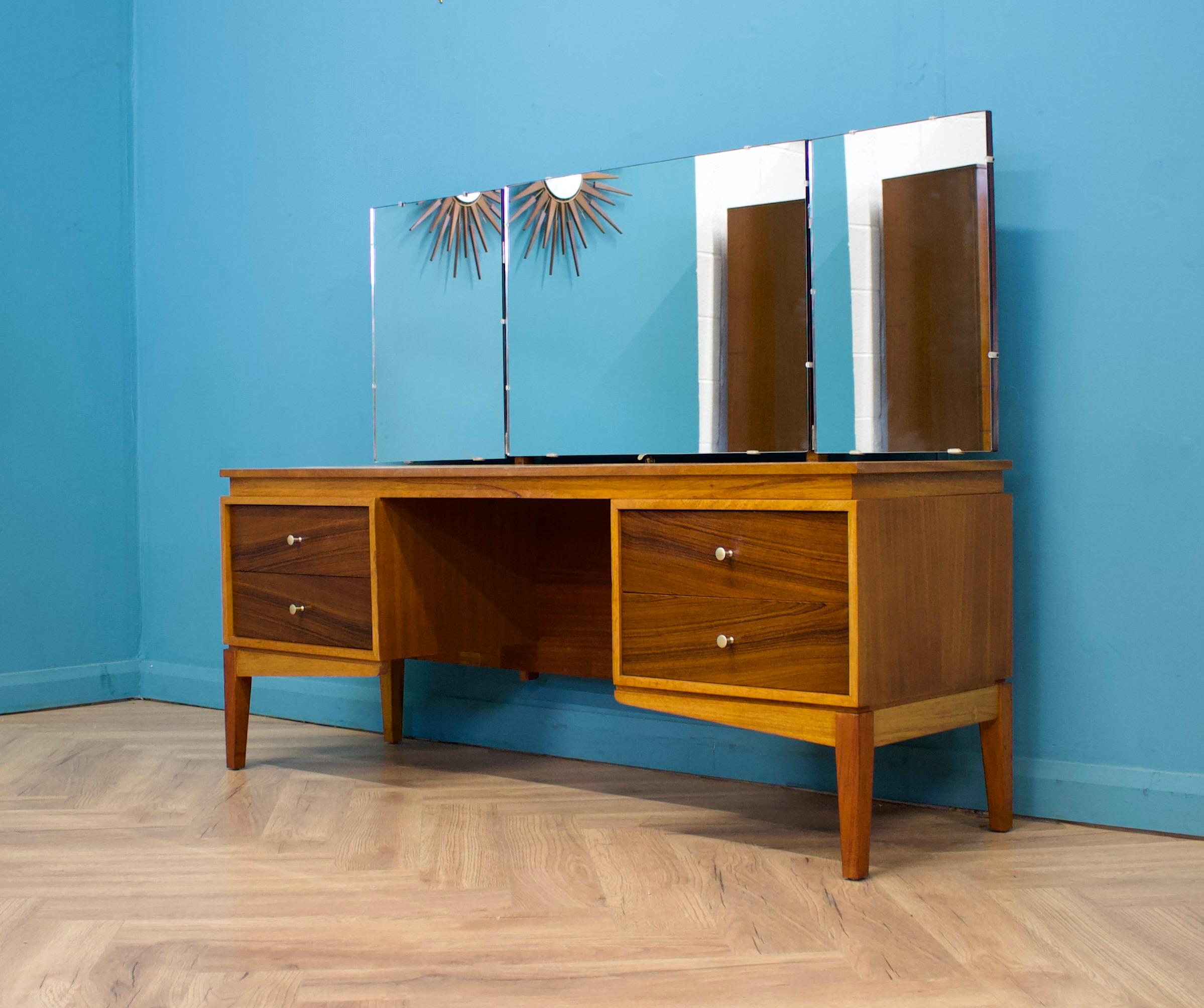 British Teak Dressing Table by Peter Hayward for Uniflex, 1960s For Sale
