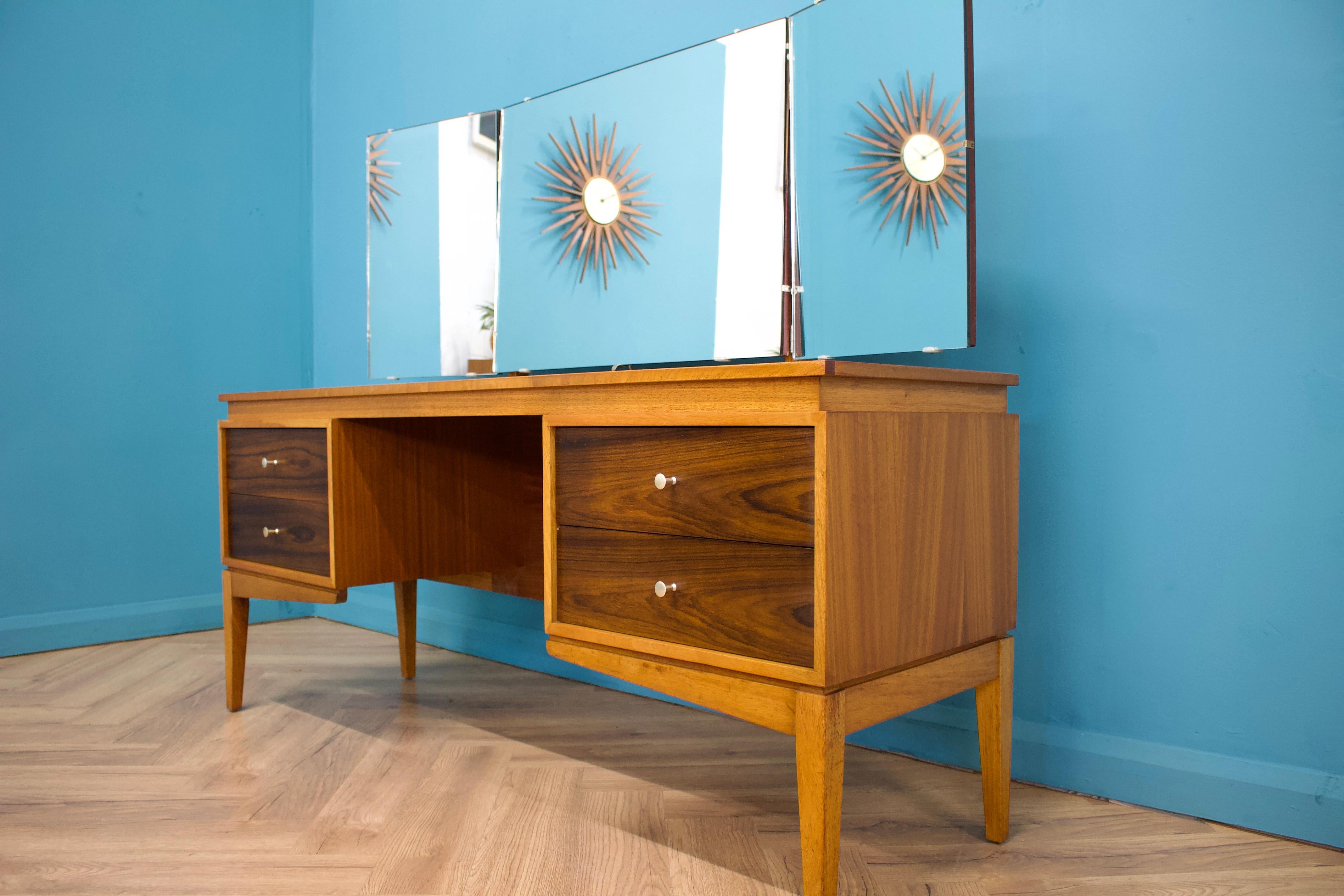 British Teak Dressing Table from Uniflex, 1960s