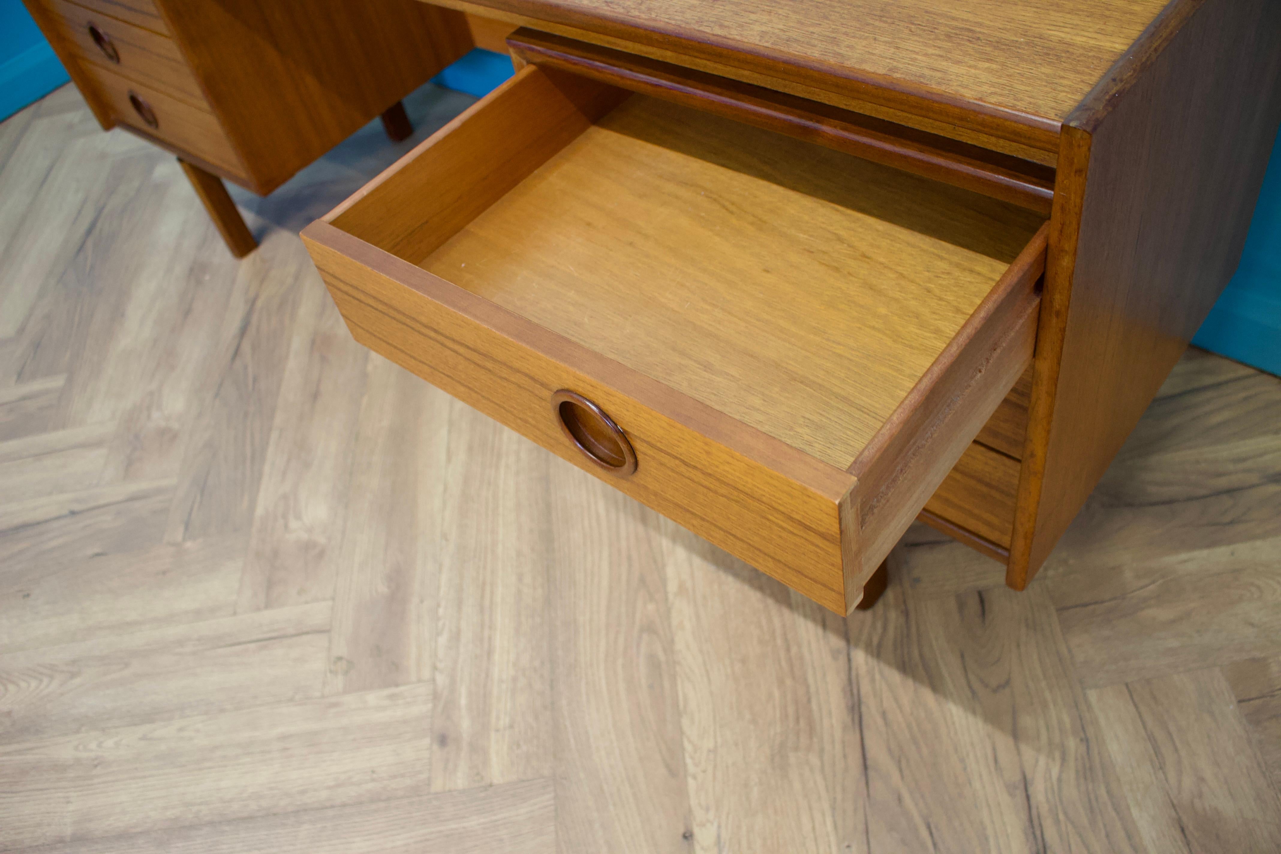 Teak Dressing Table or Desk from Bath Cabinet Makers, 1960s For Sale 1