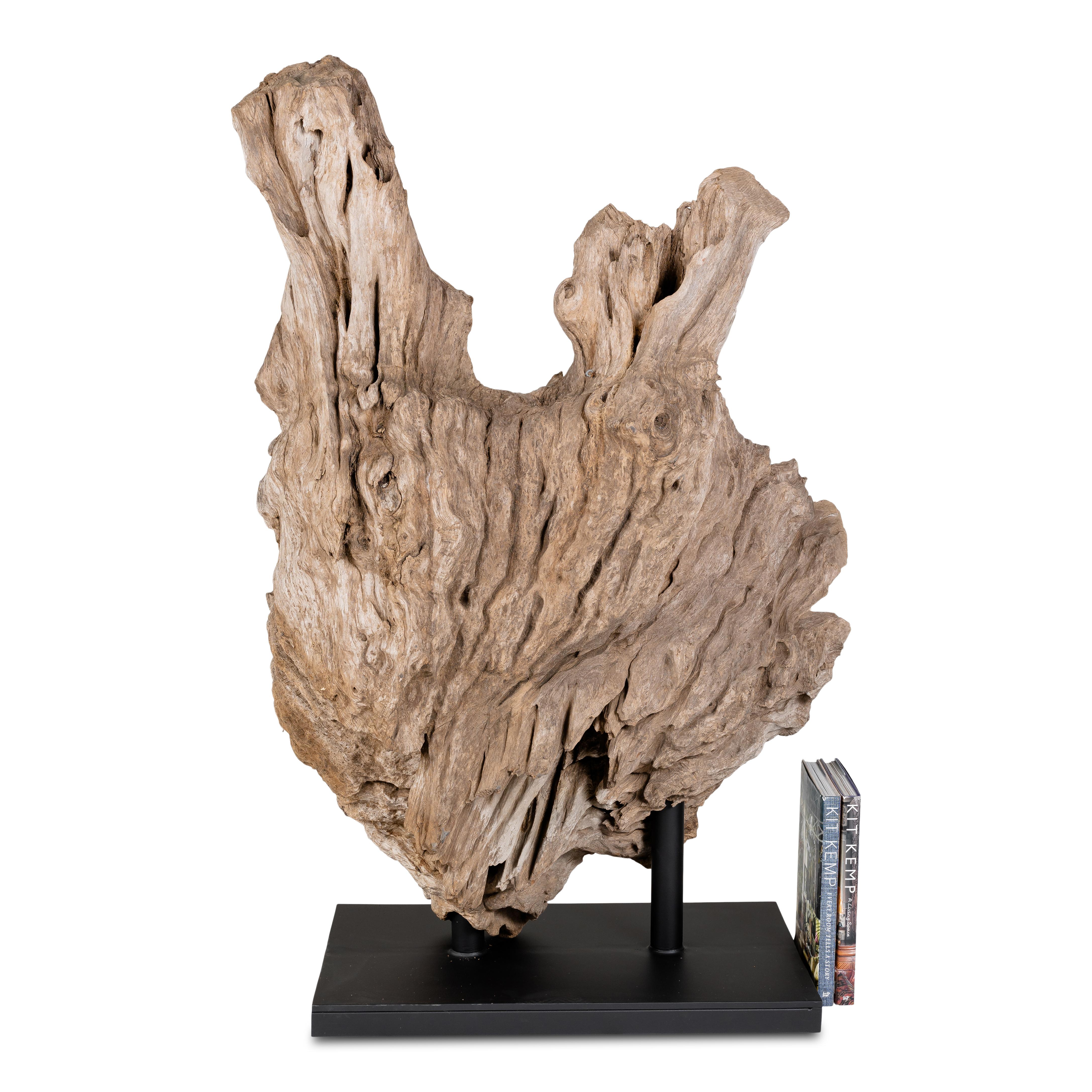Teak driftwood organic form on mount 

Piece from our one of kind collection, Le Monde. Exclusive to Brendan Bass. 


Globally curated by Brendan Bass, Le Monde furniture and accessories offer modern sensibility, provincial construction, and