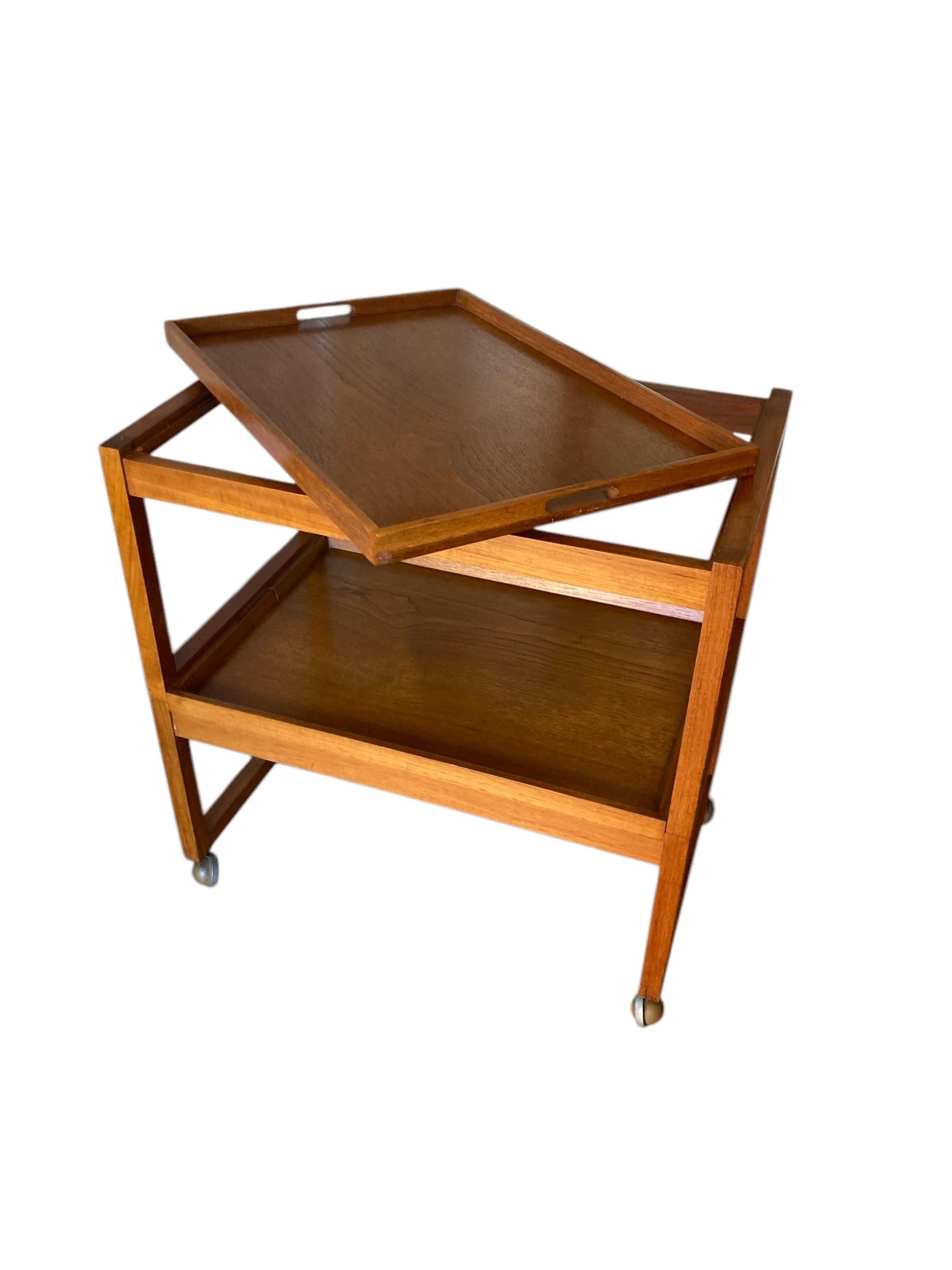 Carrito de bebidas de teca by White & Newton Portsmouth Ltd Teca en venta