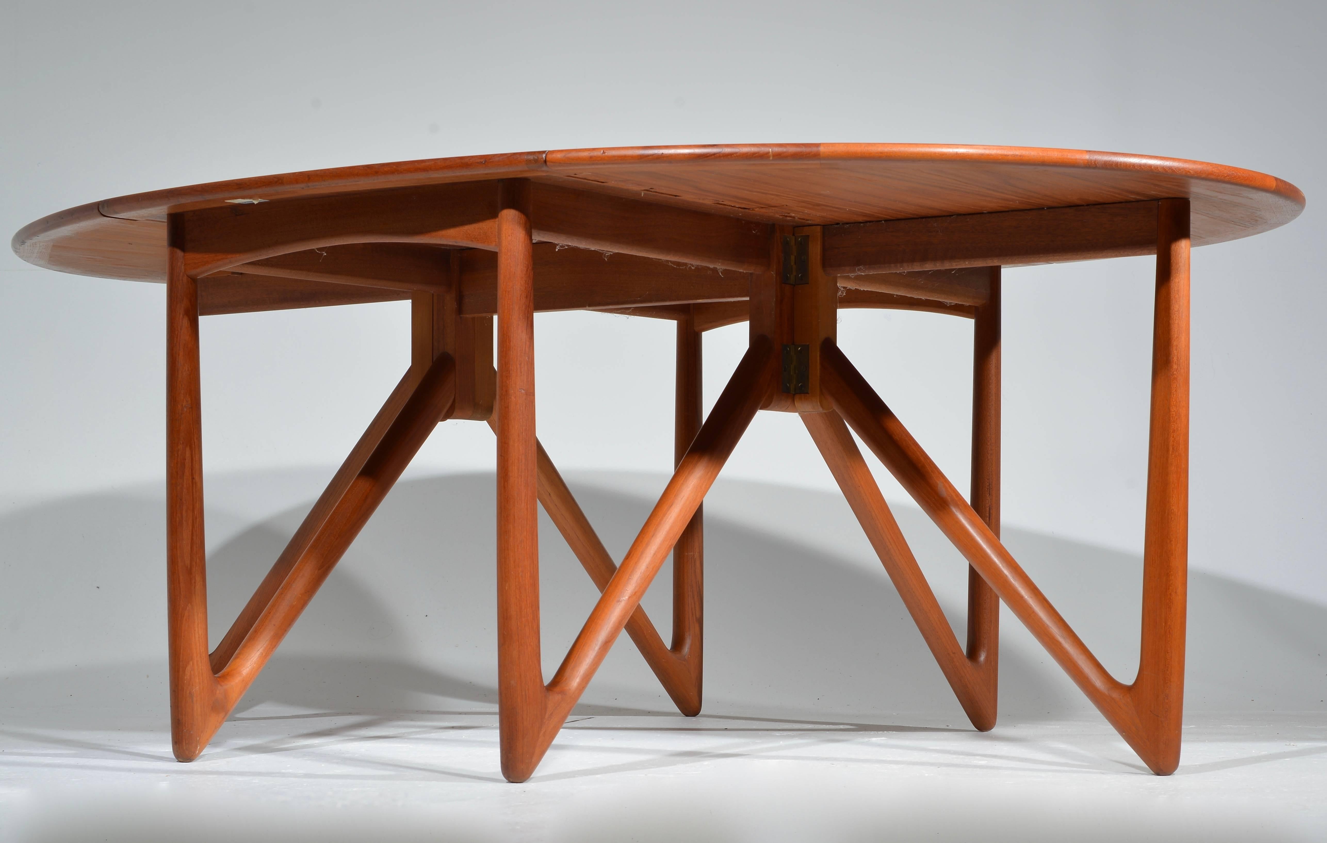 Teak drop-leaf dining table by designed by Kurt Østervig for Jason Møbler.
  