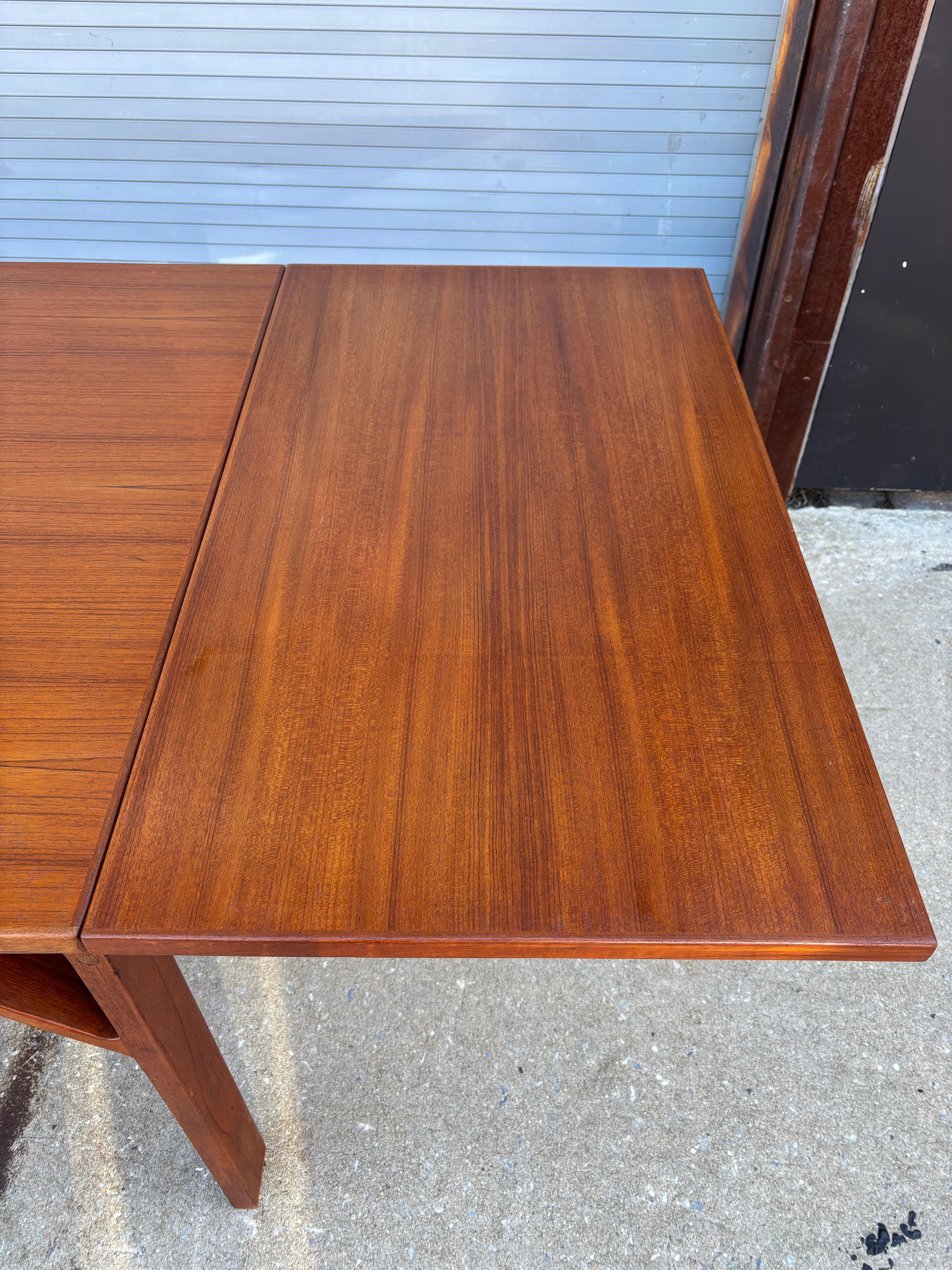 Teck  Table à manger dans le style de Borge Mogensen en vente 5