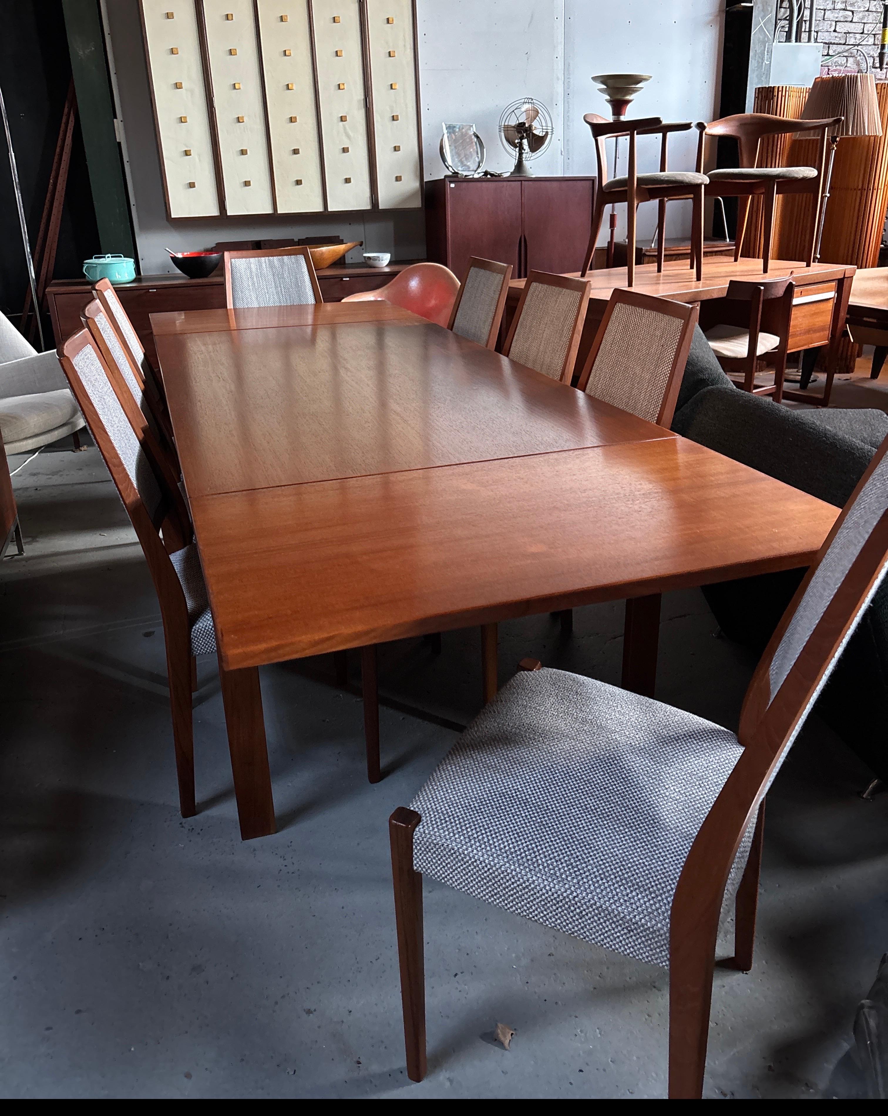 Teck  Table à manger dans le style de Borge Mogensen en vente 6