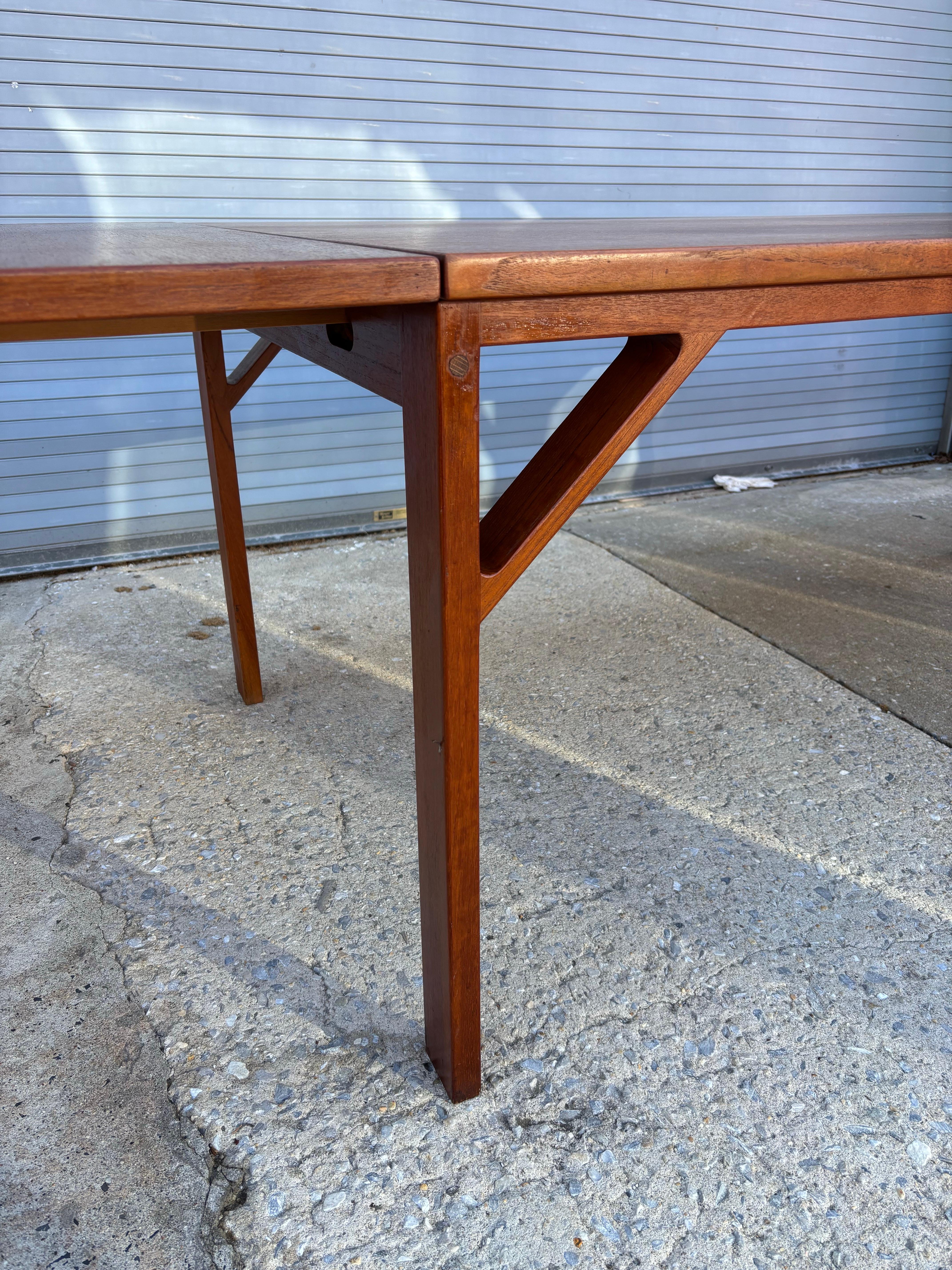 Danois Teck  Table à manger dans le style de Borge Mogensen en vente