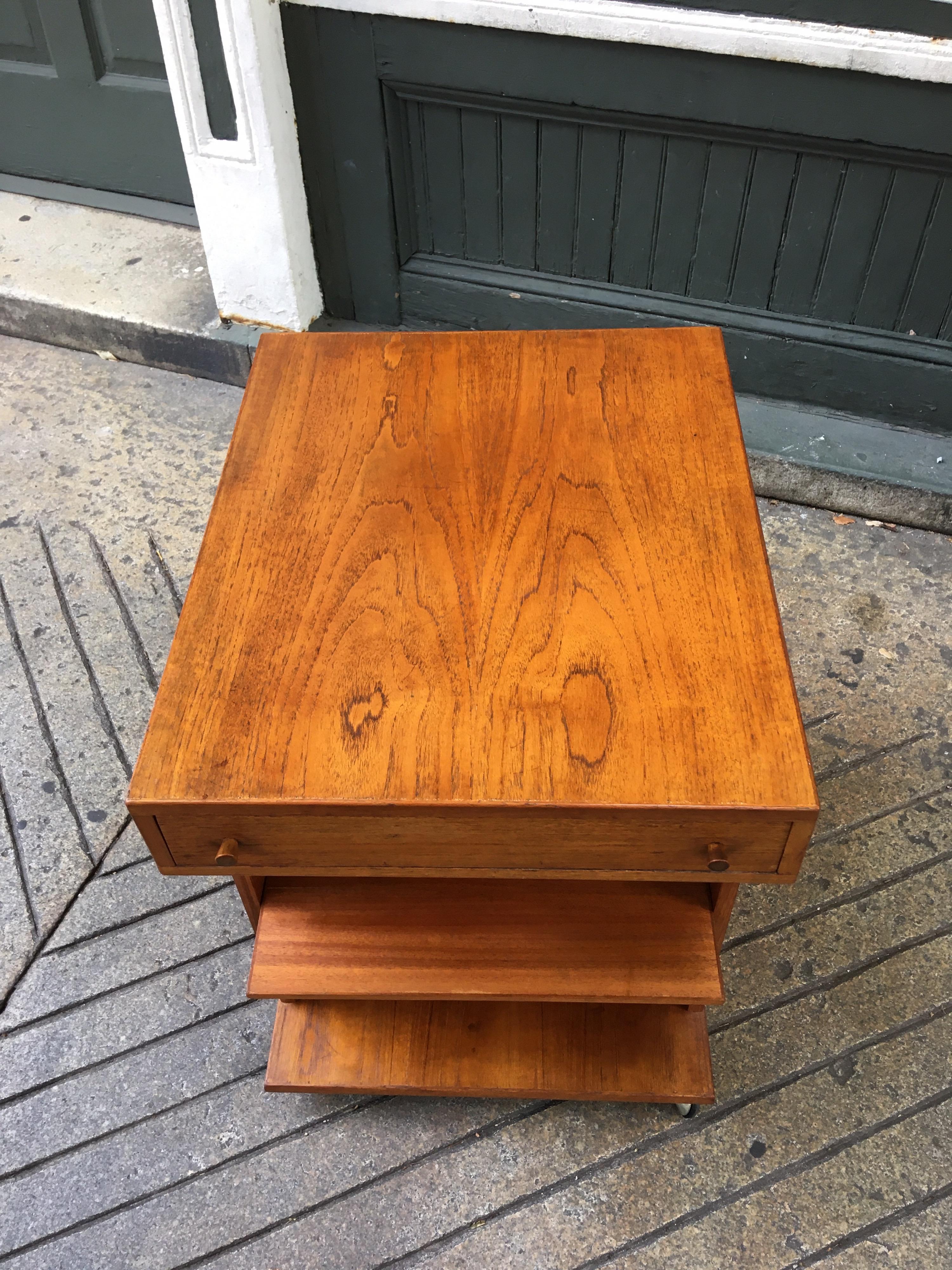 teak end table with drawer