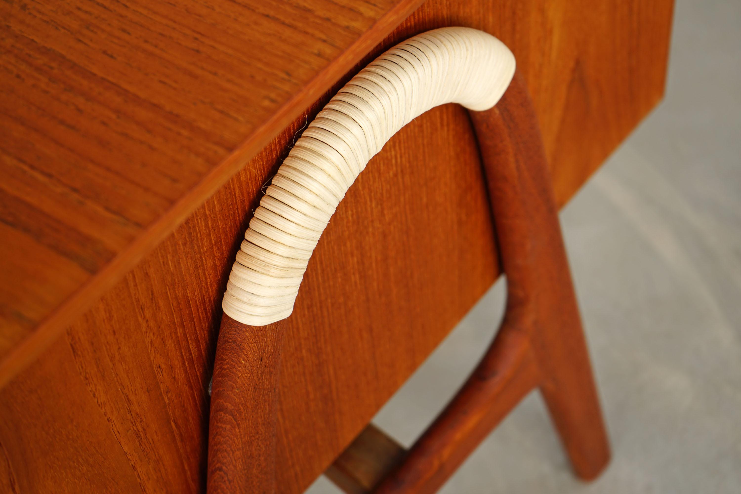 Teak Executive Desk by Svend A. Madsen for Sigurd Hansen, 1950s 4