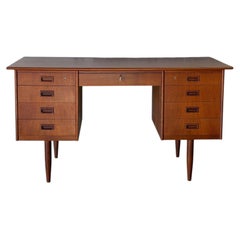 Scrivania da ufficio in teak con maniglie incassate, stile Mid-Century Modern danese, anni ’60