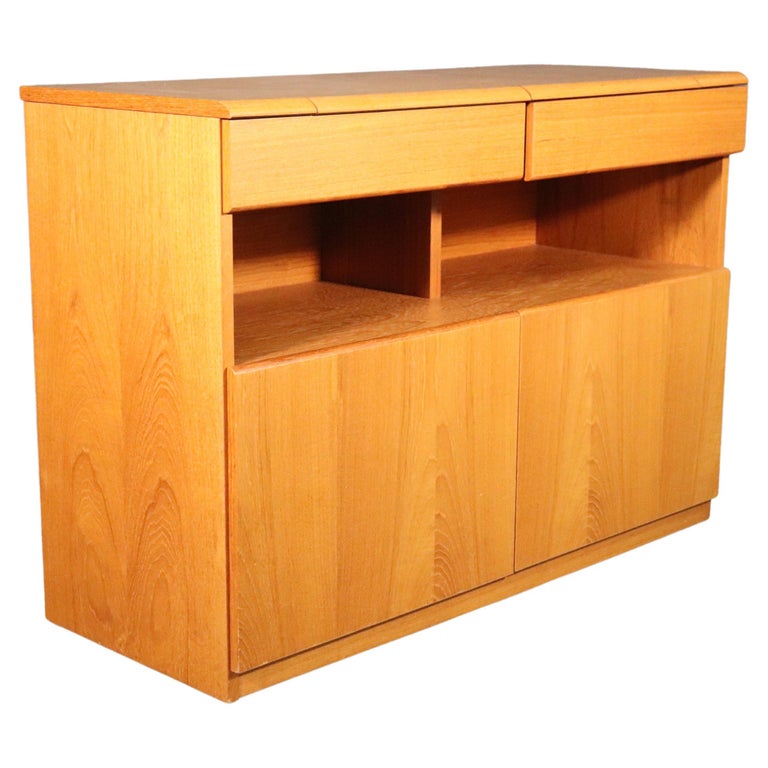 Teak Expanding For Sale at 1stDibs