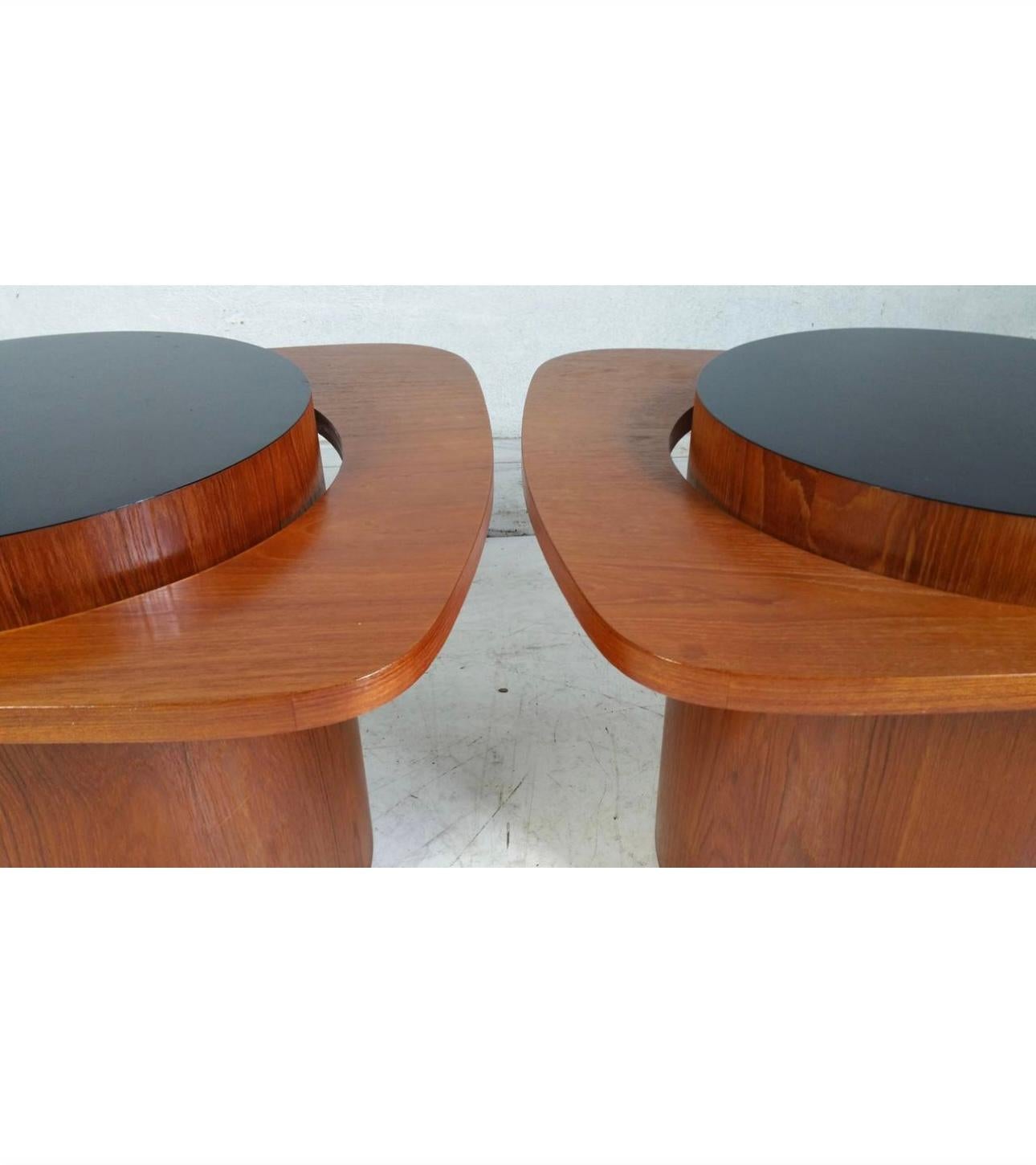 Teak Expo 67 Paar cocktail tische von RS Associates im Zustand „Gut“ im Angebot in Buffalo, NY