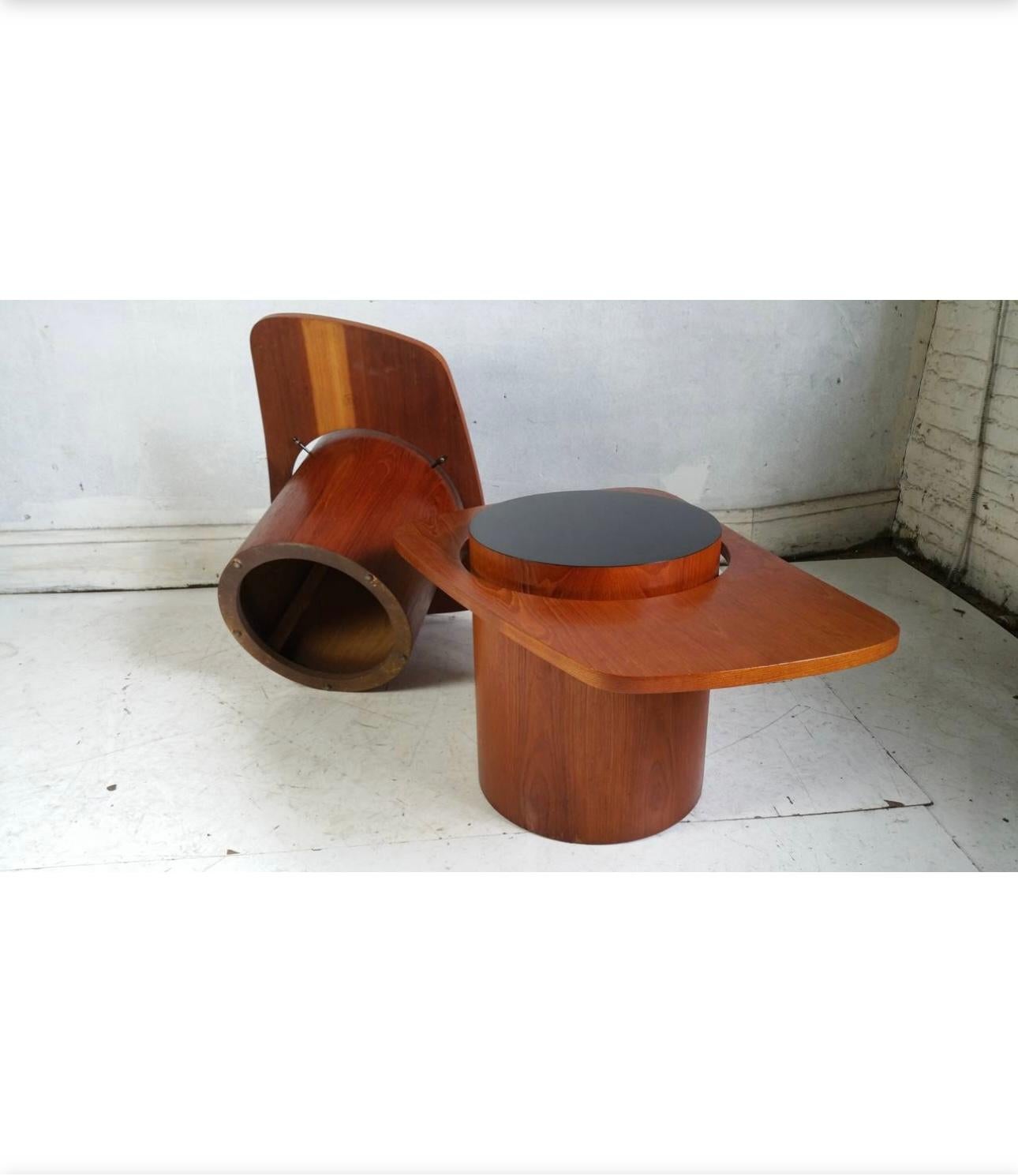 Teak Expo 67 Paar cocktail tische von RS Associates (Laminat) im Angebot