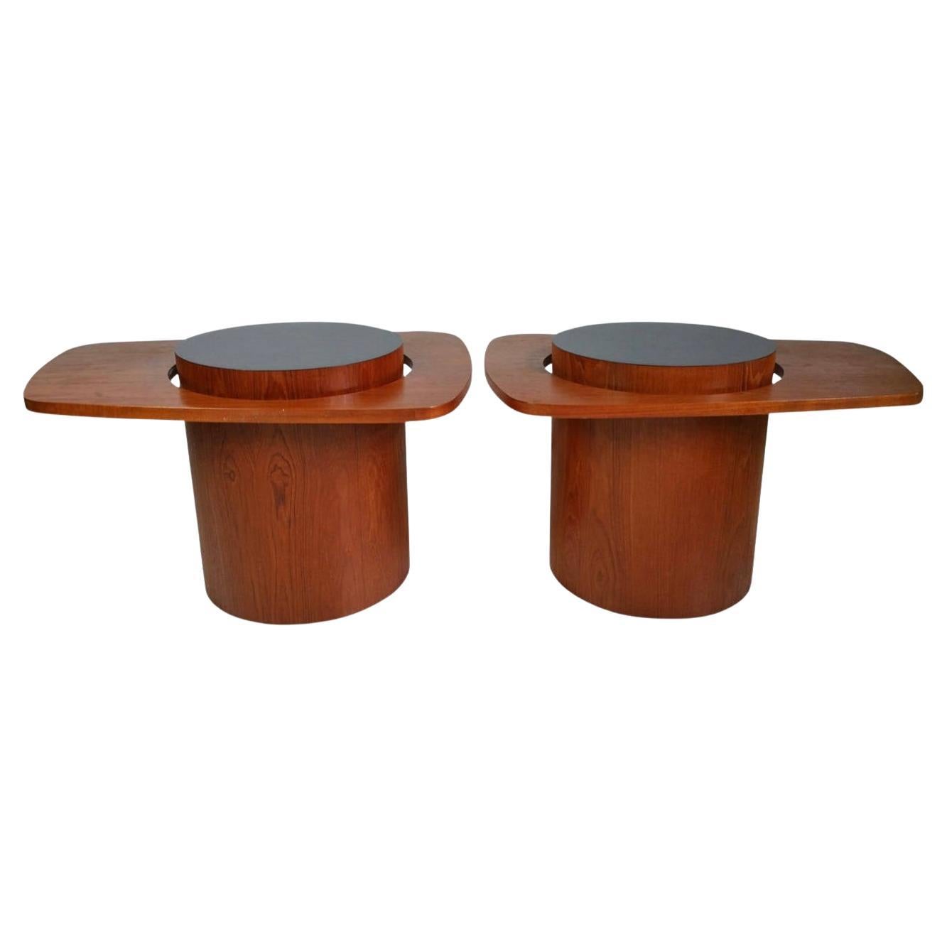 Teak Expo 67 Paar cocktail tische von RS Associates im Angebot
