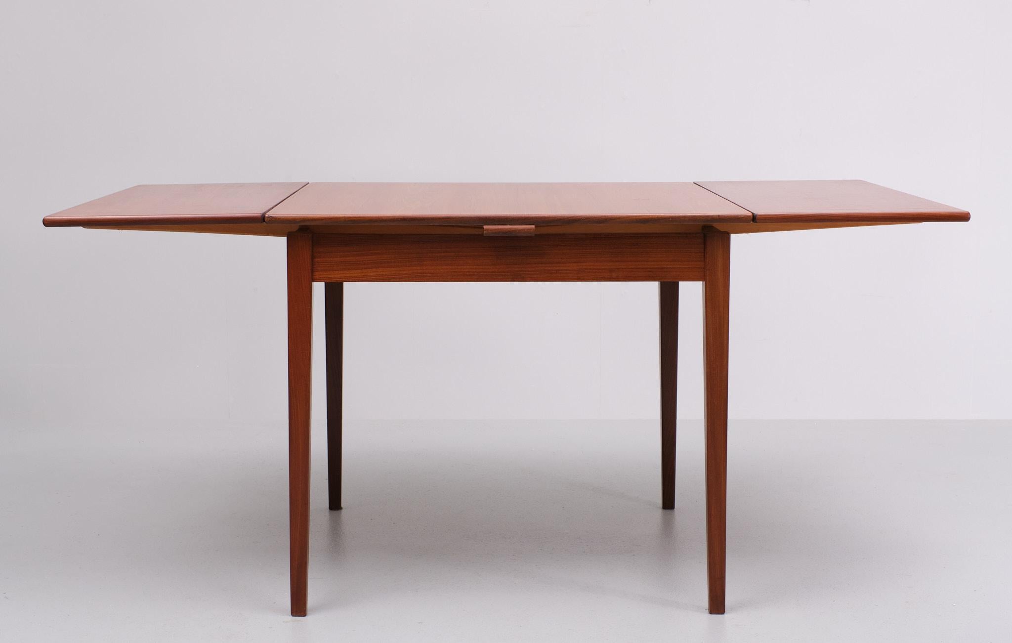 Mid-20th Century Teak extendable dining table  1960s  For Sale