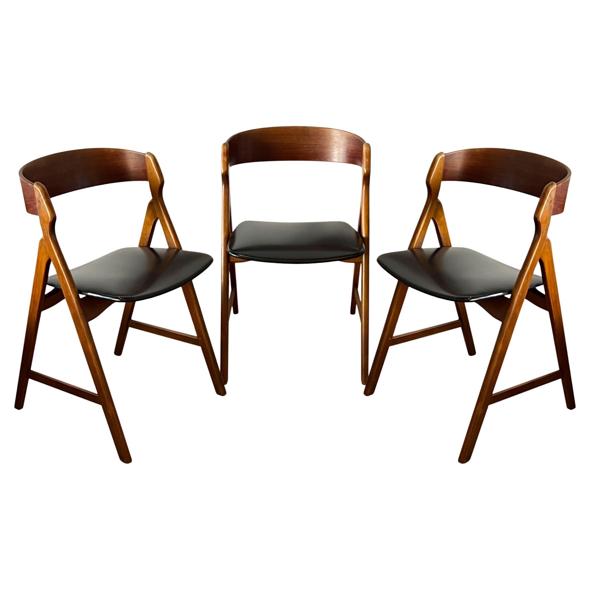 Teak 
Faux Leather Danish Chairs, Model 71 by Henning Kjaernulf