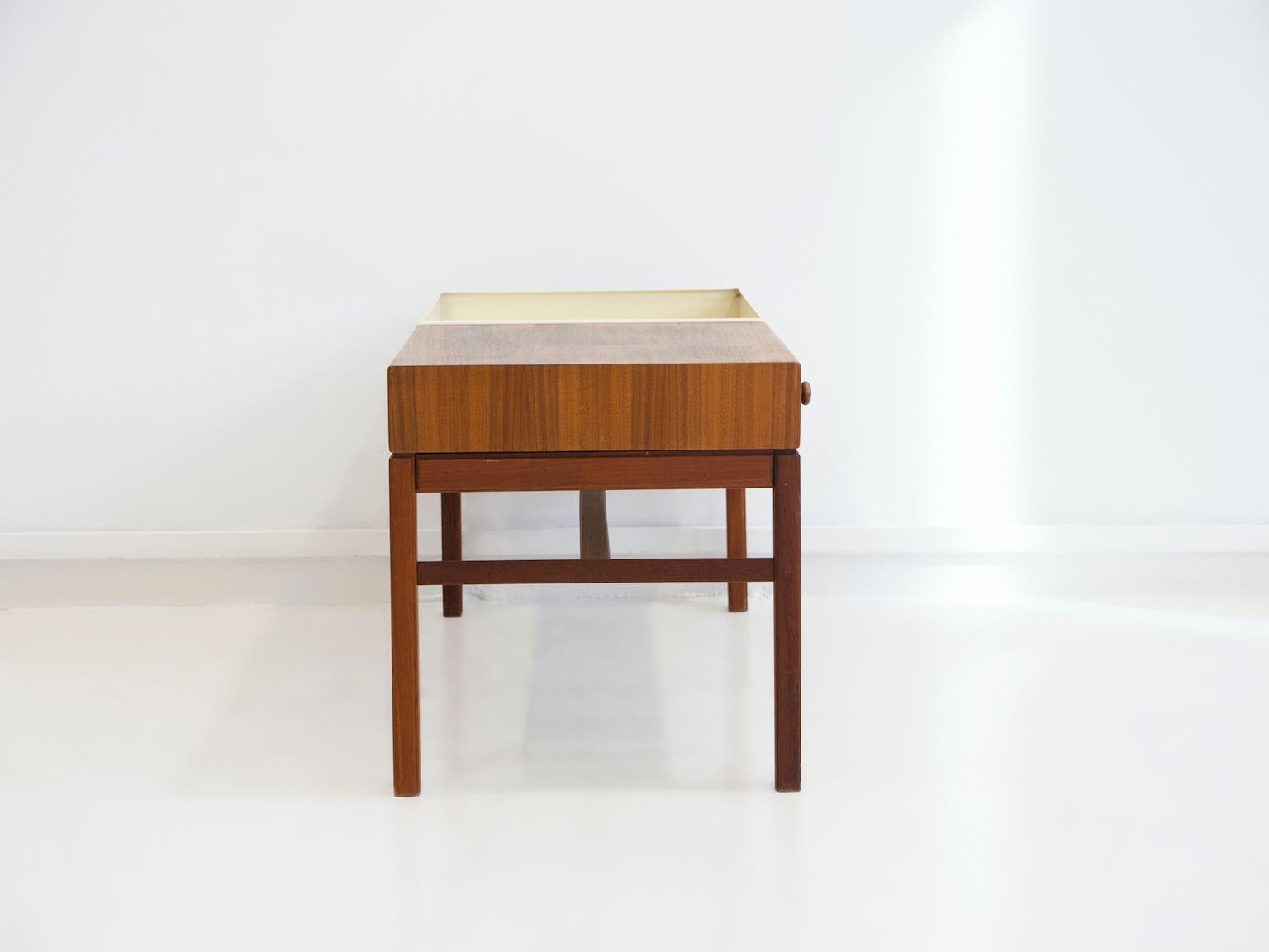 Teak Flower Table with a Drawer by Engström & Myrstrand For Sale 2