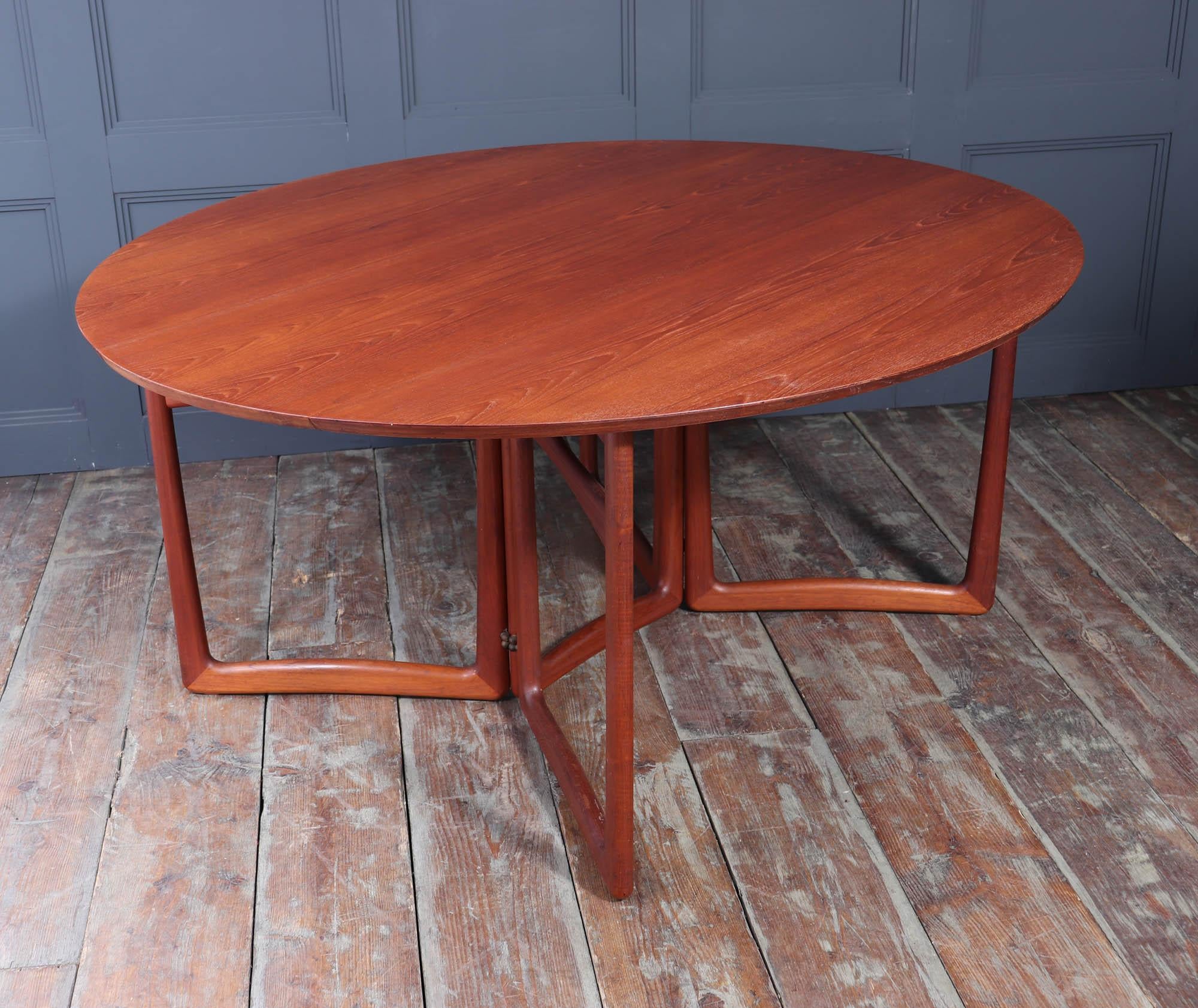 Teak Gateleg Dining Table by Hvidt & Mølgaard-Nielsen for France & Son For Sale 5