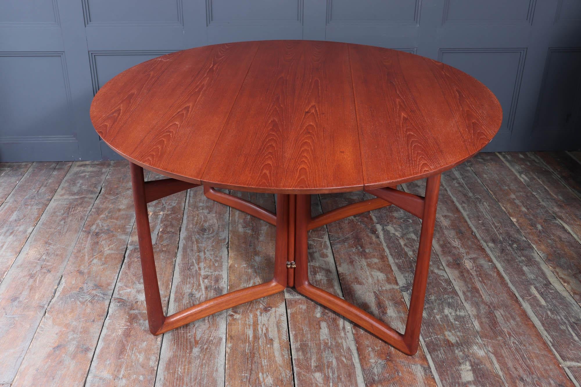 Teak Gateleg Dining Table by Hvidt & Mølgaard-Nielsen for France & Son For Sale 2