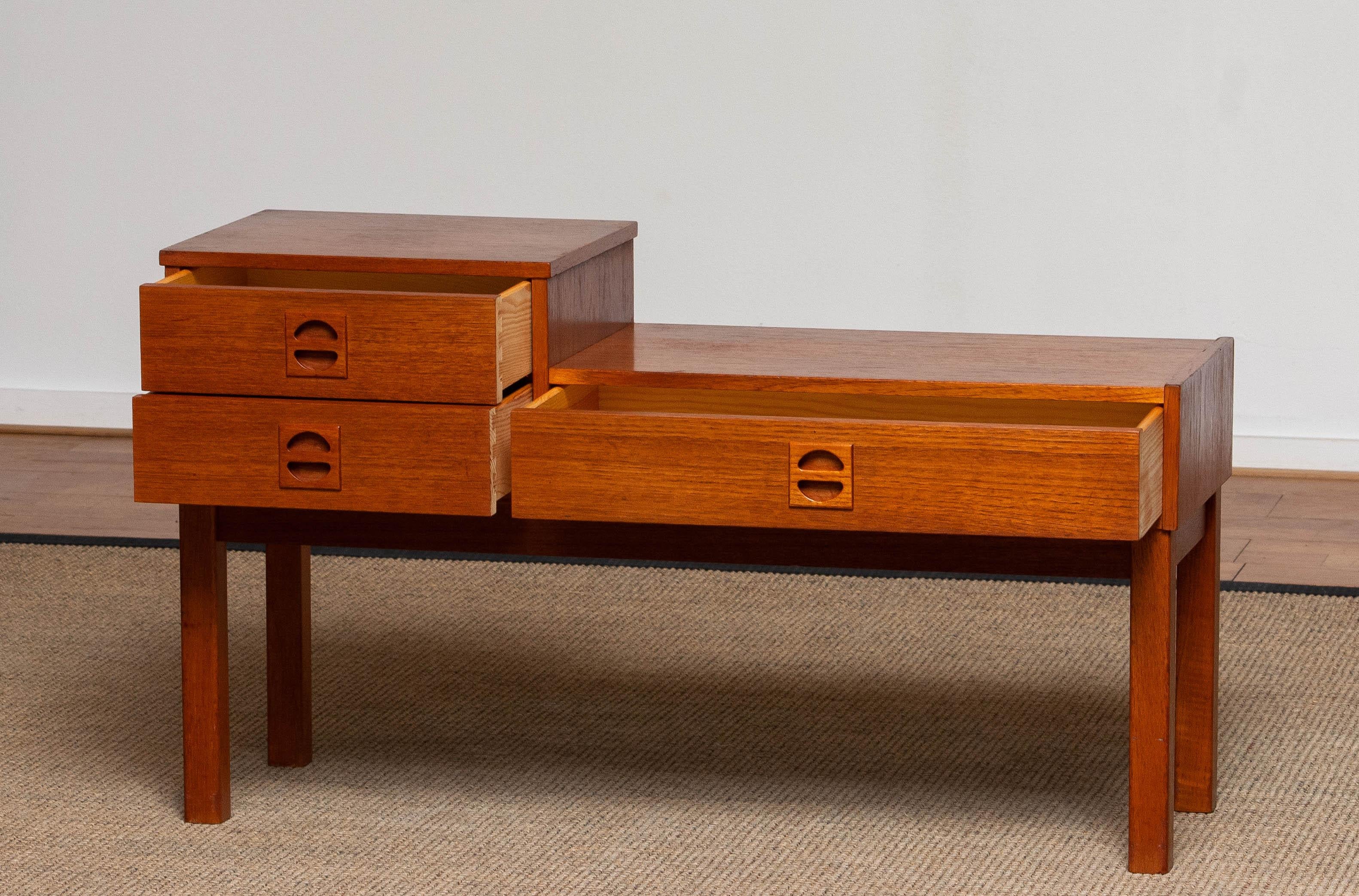 Teak Hall Cabinet / Side Table / Telephone Bench Made in Sweden in the '60s In Good Condition In Silvolde, Gelderland