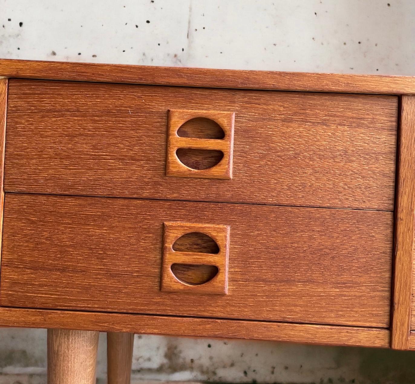 Danish Teak Hallway Sideboard Bench, Denmark, 1960s