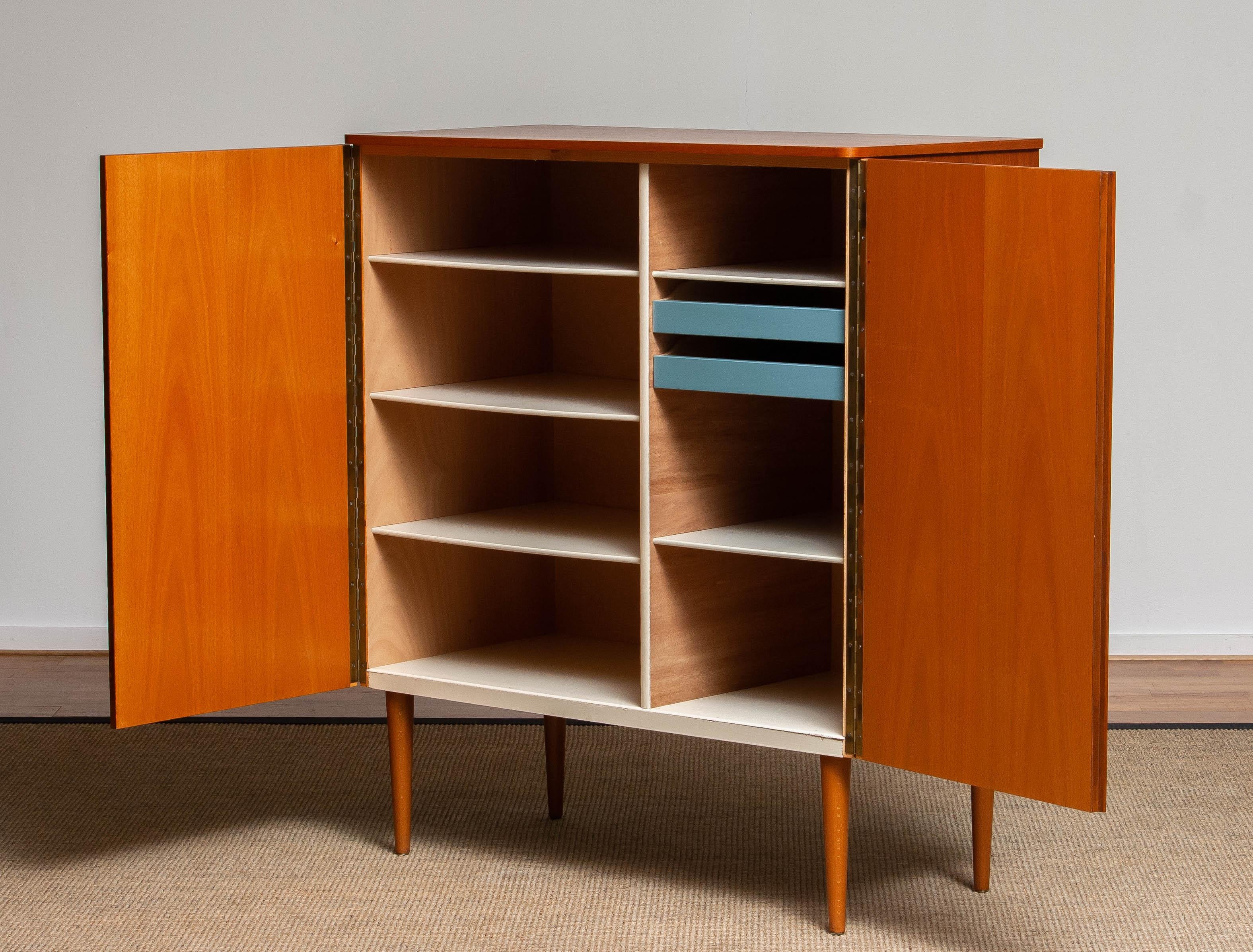 Double Sided Cabinet - 867 For Sale on 1stDibs