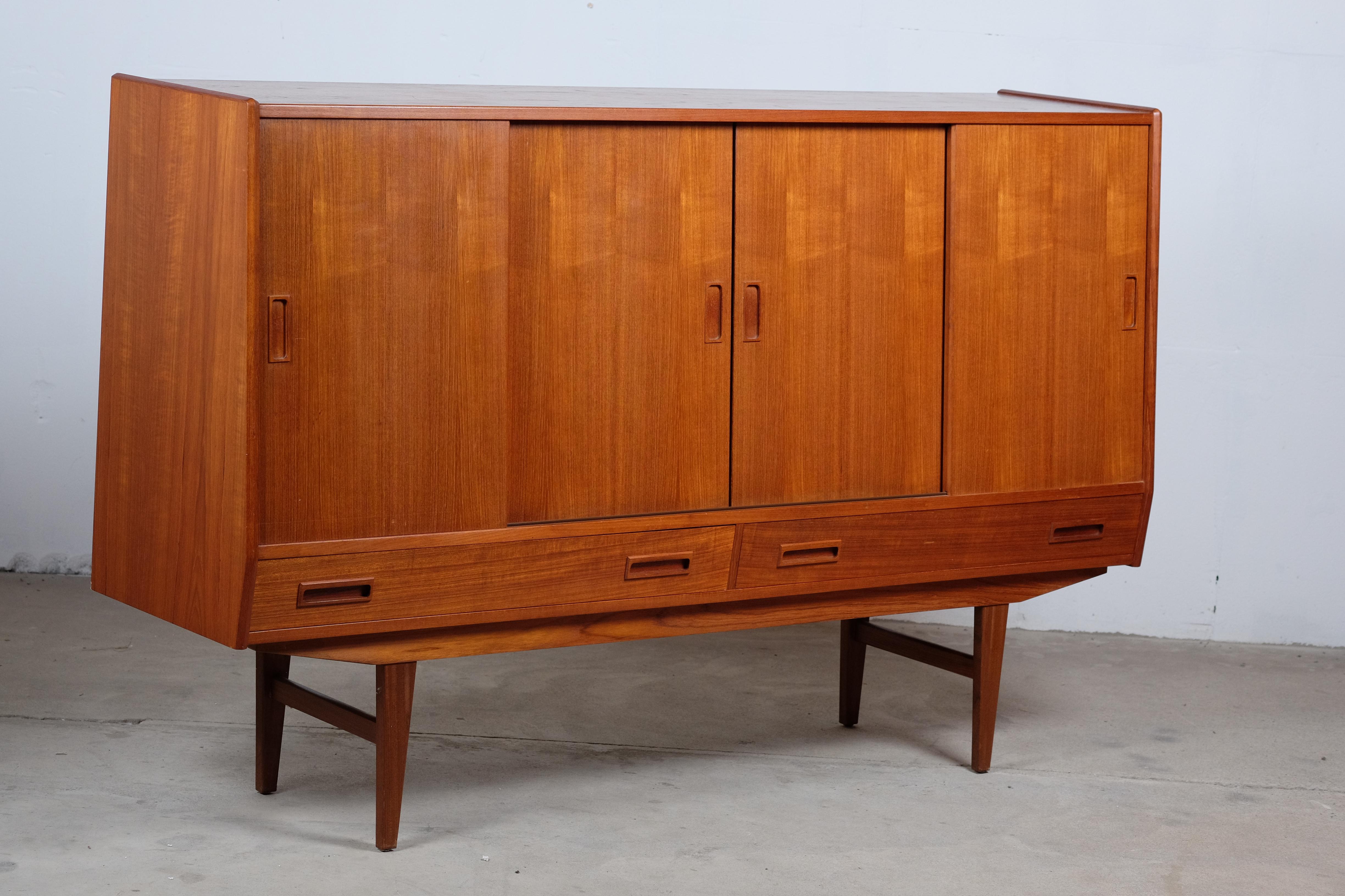 Teak Highboard by Børge Seindal for P. Westergaard, Danish Design, 1960s 4