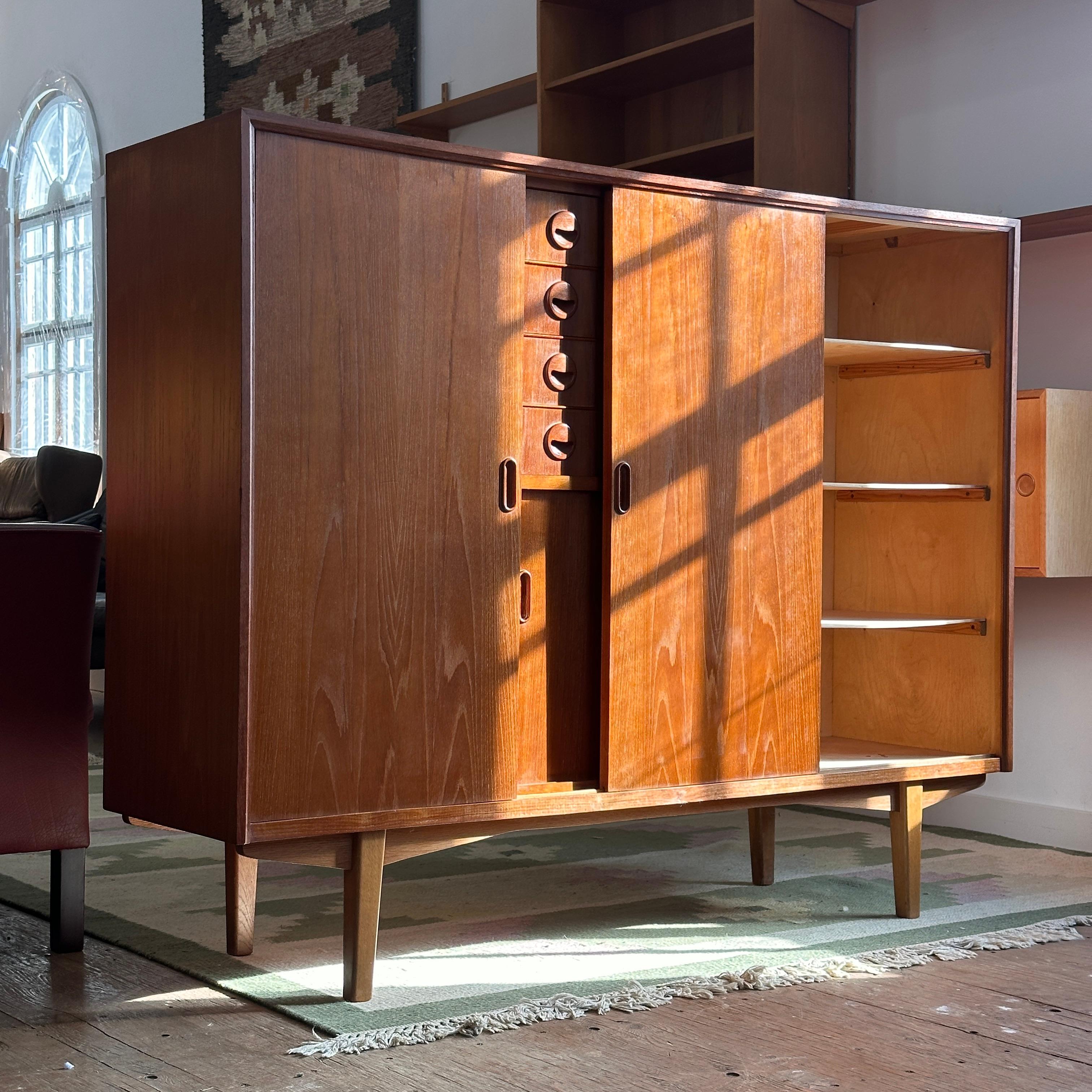 Mid-Century Modern Planche haute en teck en vente