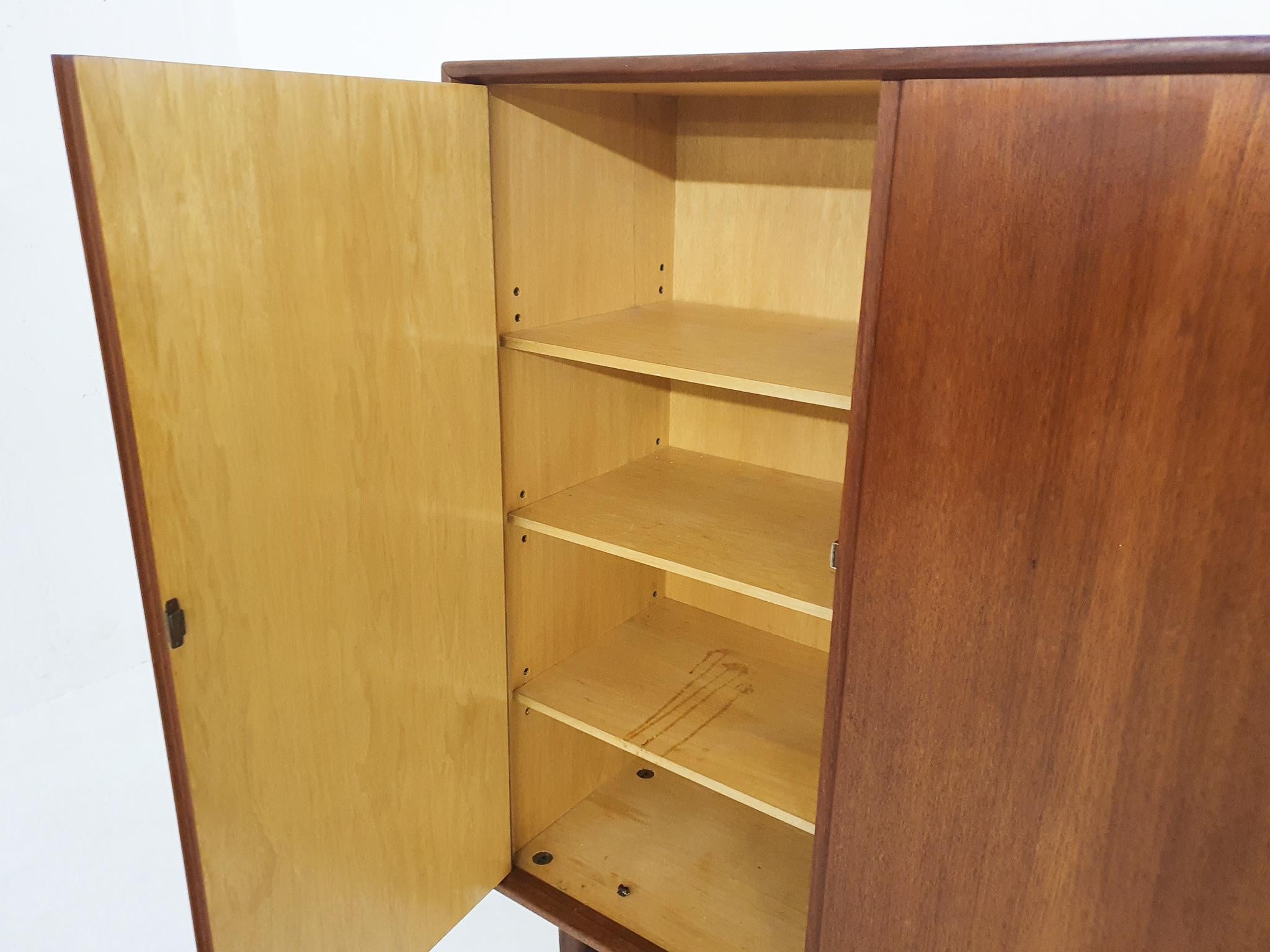 Teakholz-Highboard-Modell RT200/218 von Heinrich Riestenpatt für RT Mobel, Deutschland 2