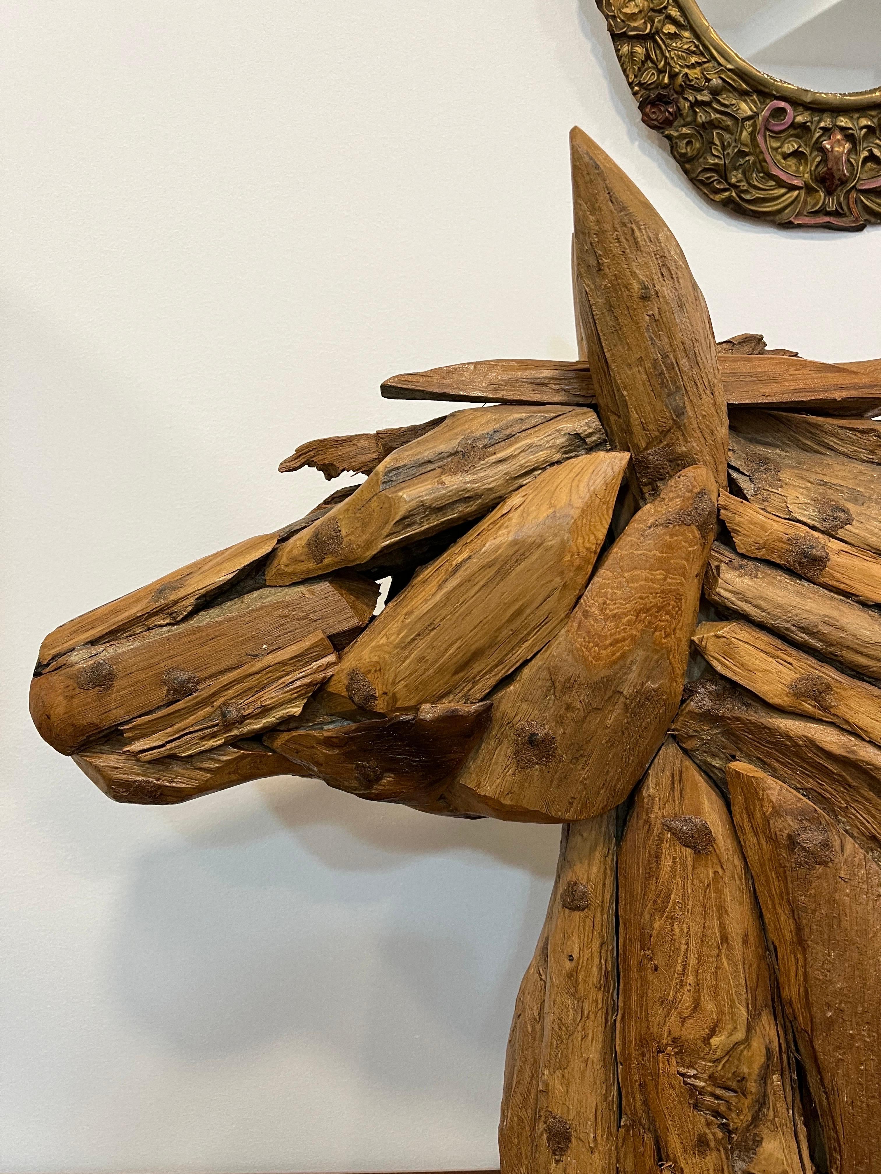 Teak horse head sculpture  In Good Condition For Sale In Marinha Grande, PT