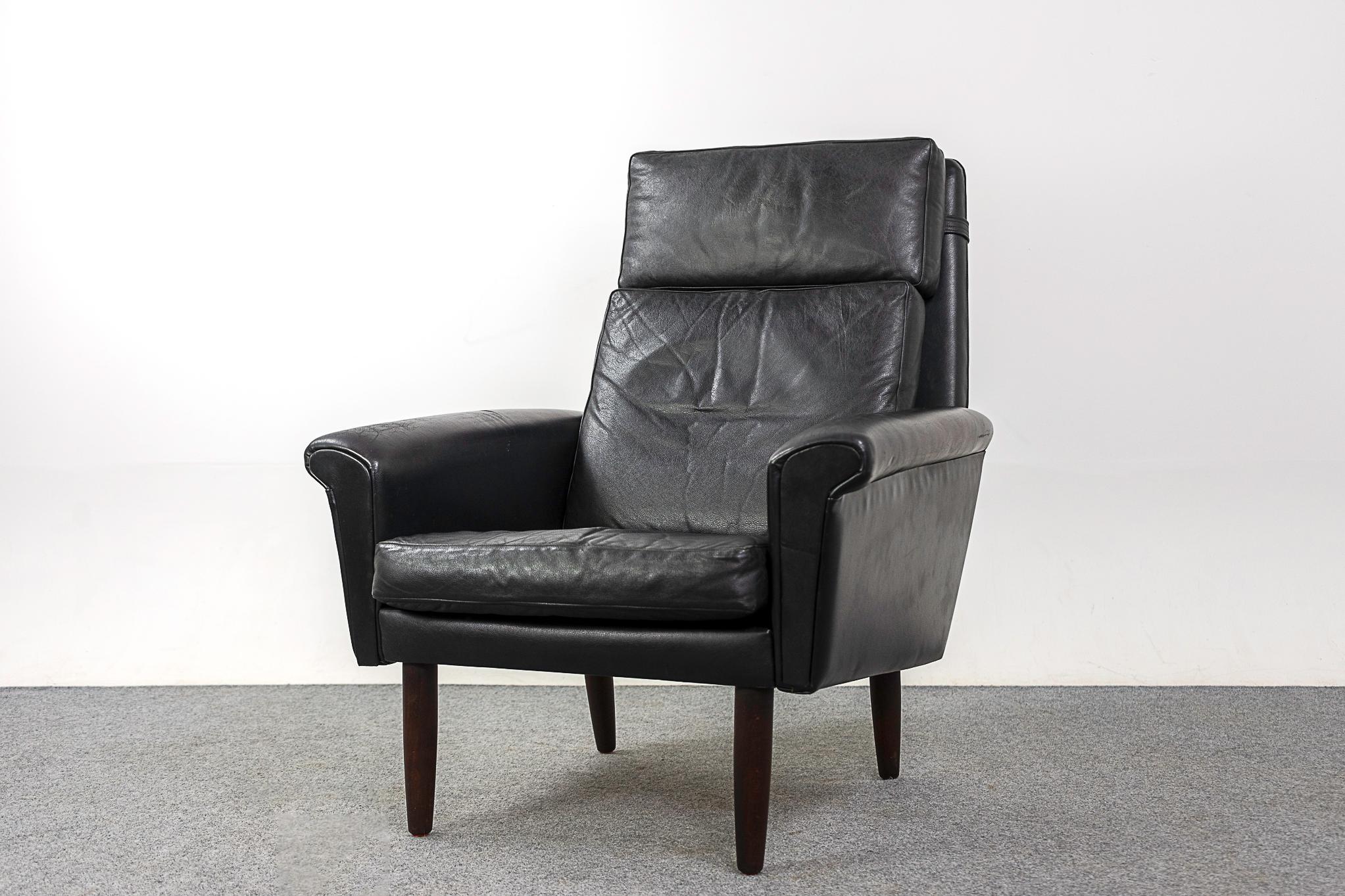Teak & Leder Dänischer Lounge Stuhl mit hoher Rückenlehne im Angebot 3