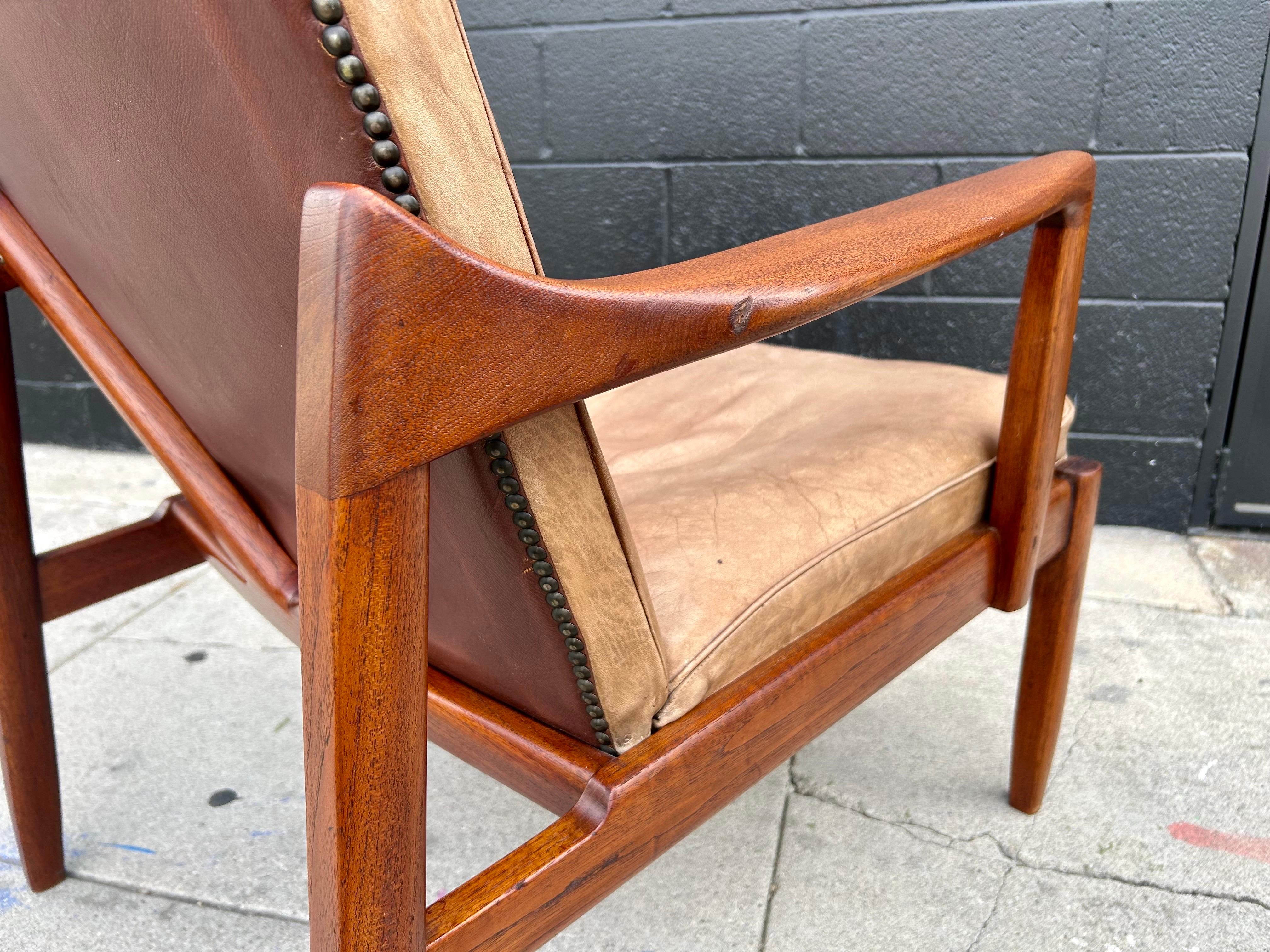 Teak + Leder Sessel Tove + Edvard Kindt-Larsen im Angebot 1